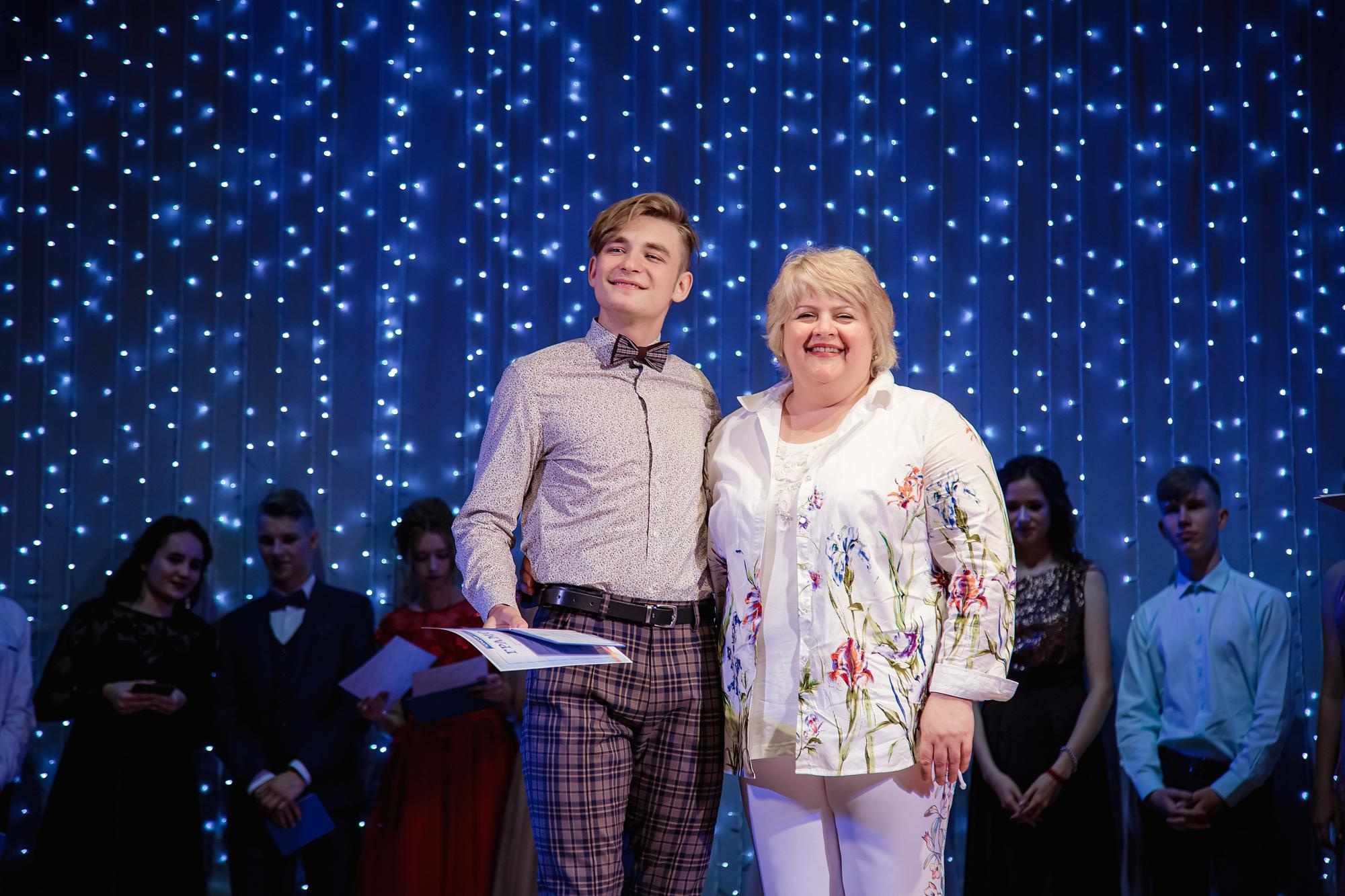 Фотограф на выпускной. Свадебный репортажный и фуд фотограф в Барнауле Гайфулин Виталий