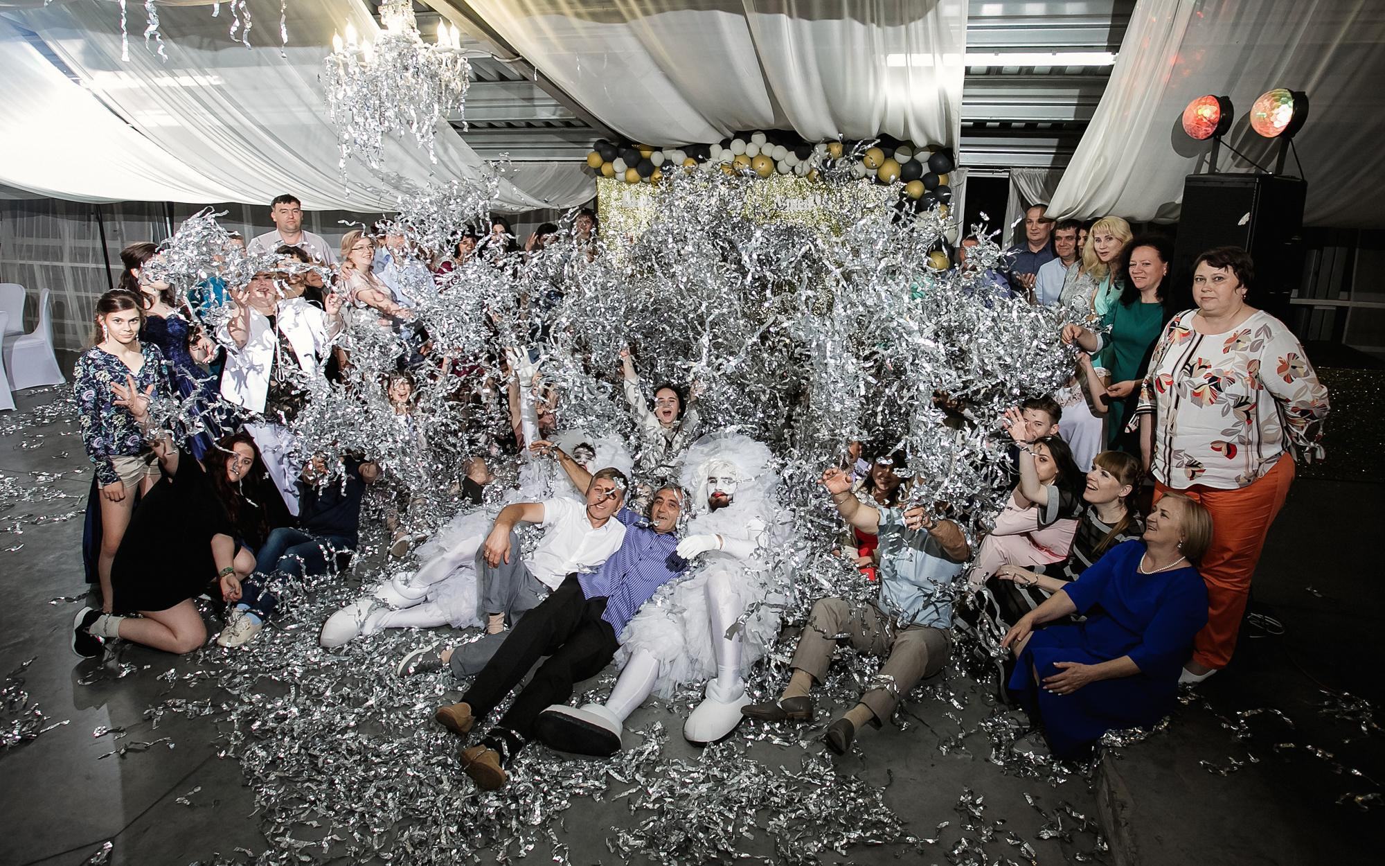 Фотограф на выпускной. Свадебный репортажный и фуд фотограф в Барнауле Гайфулин Виталий