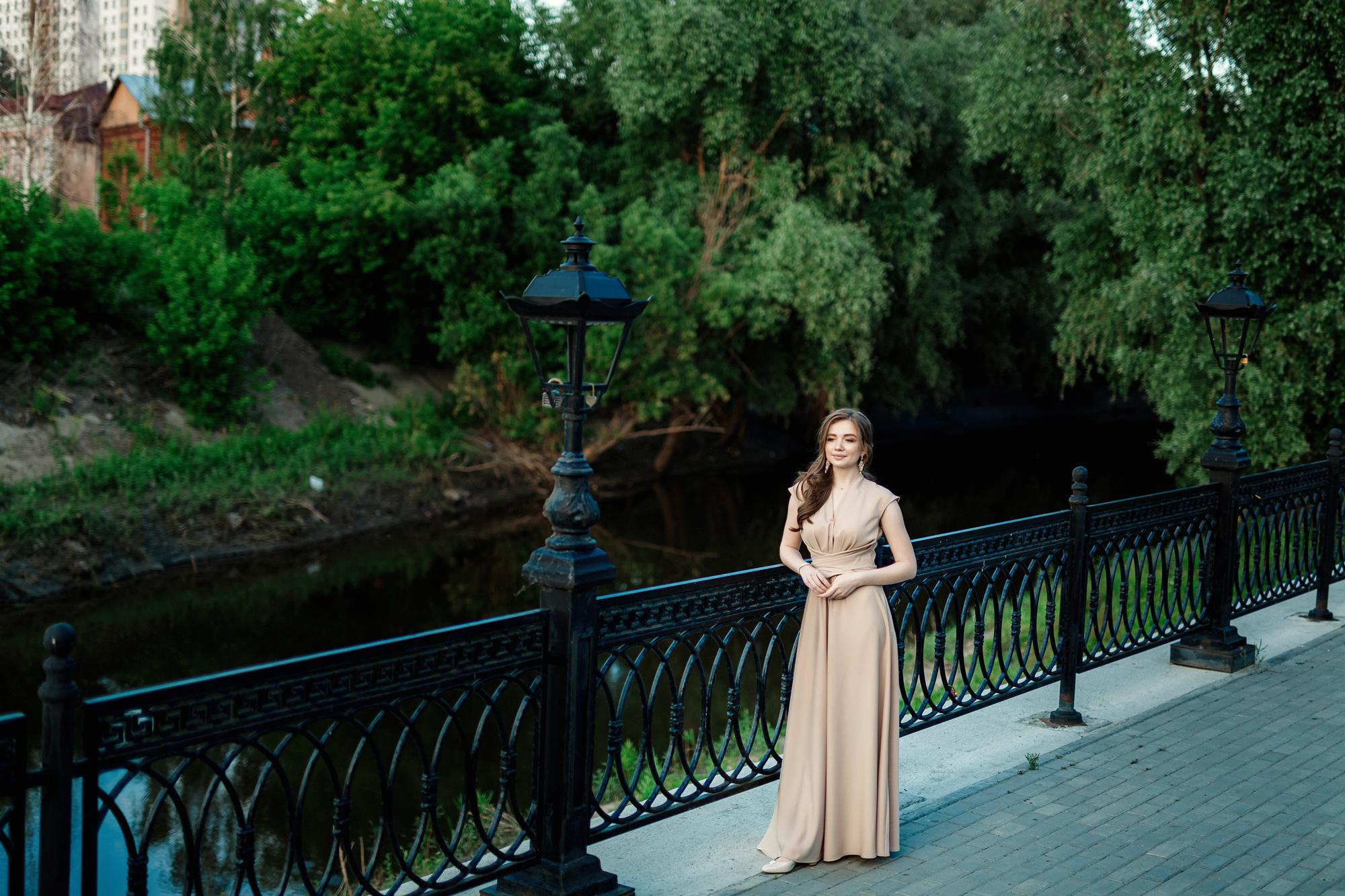 Фотограф на выпускной. Свадебный репортажный и фуд фотограф в Барнауле Гайфулин Виталий