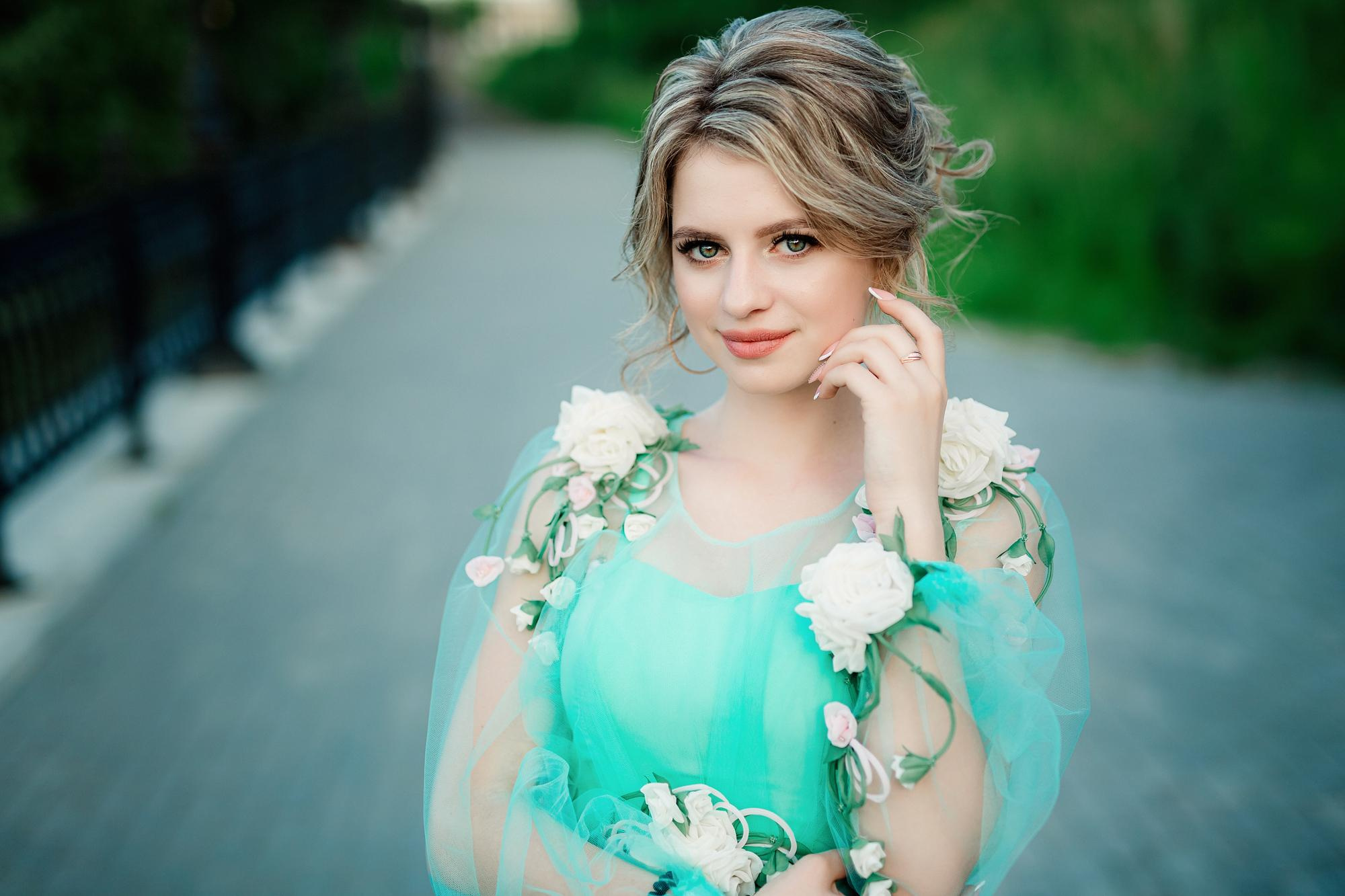 Фотограф на выпускной. Свадебный репортажный и фуд фотограф в Барнауле Гайфулин Виталий