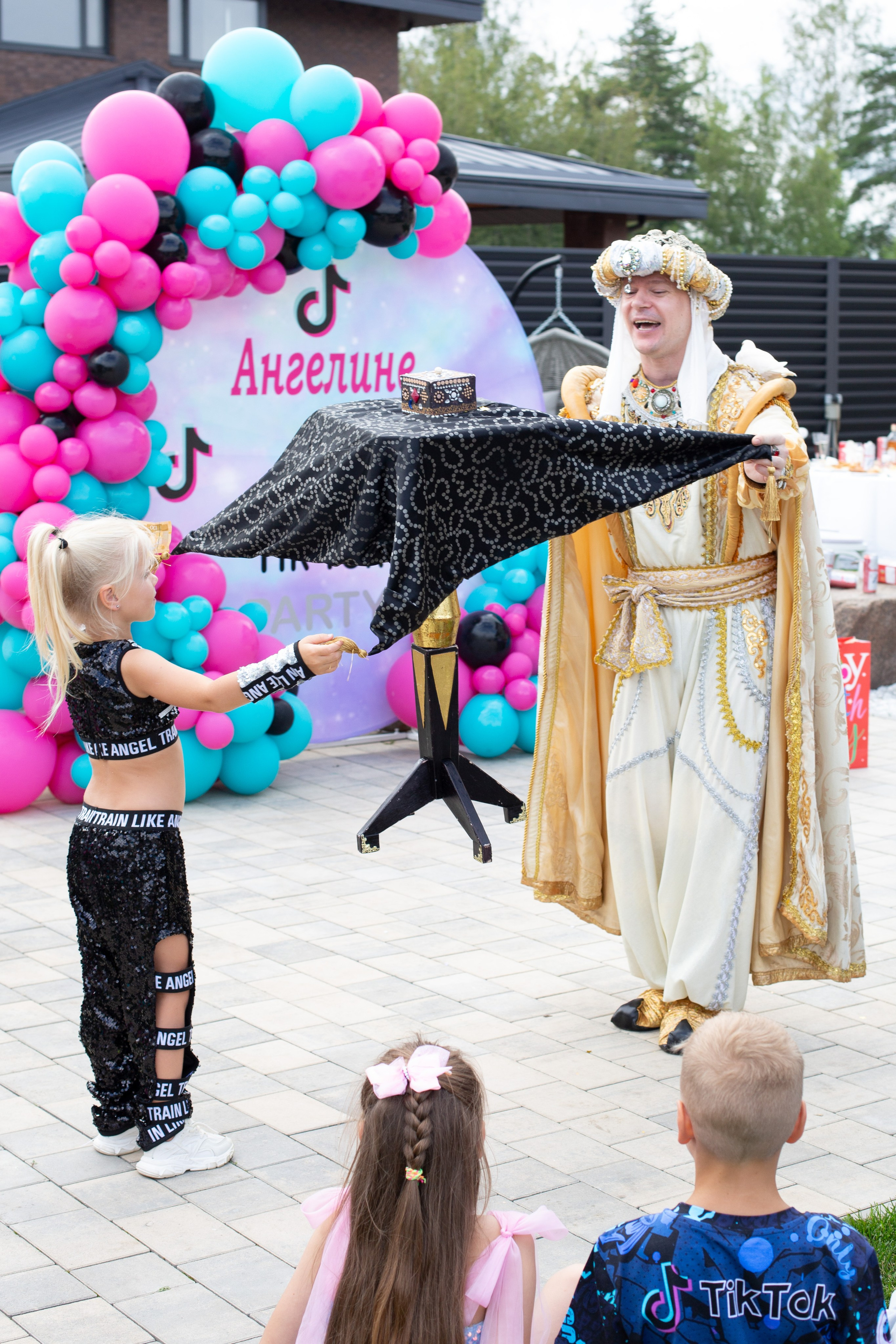 Ангелина. Детский и школьный фотограф