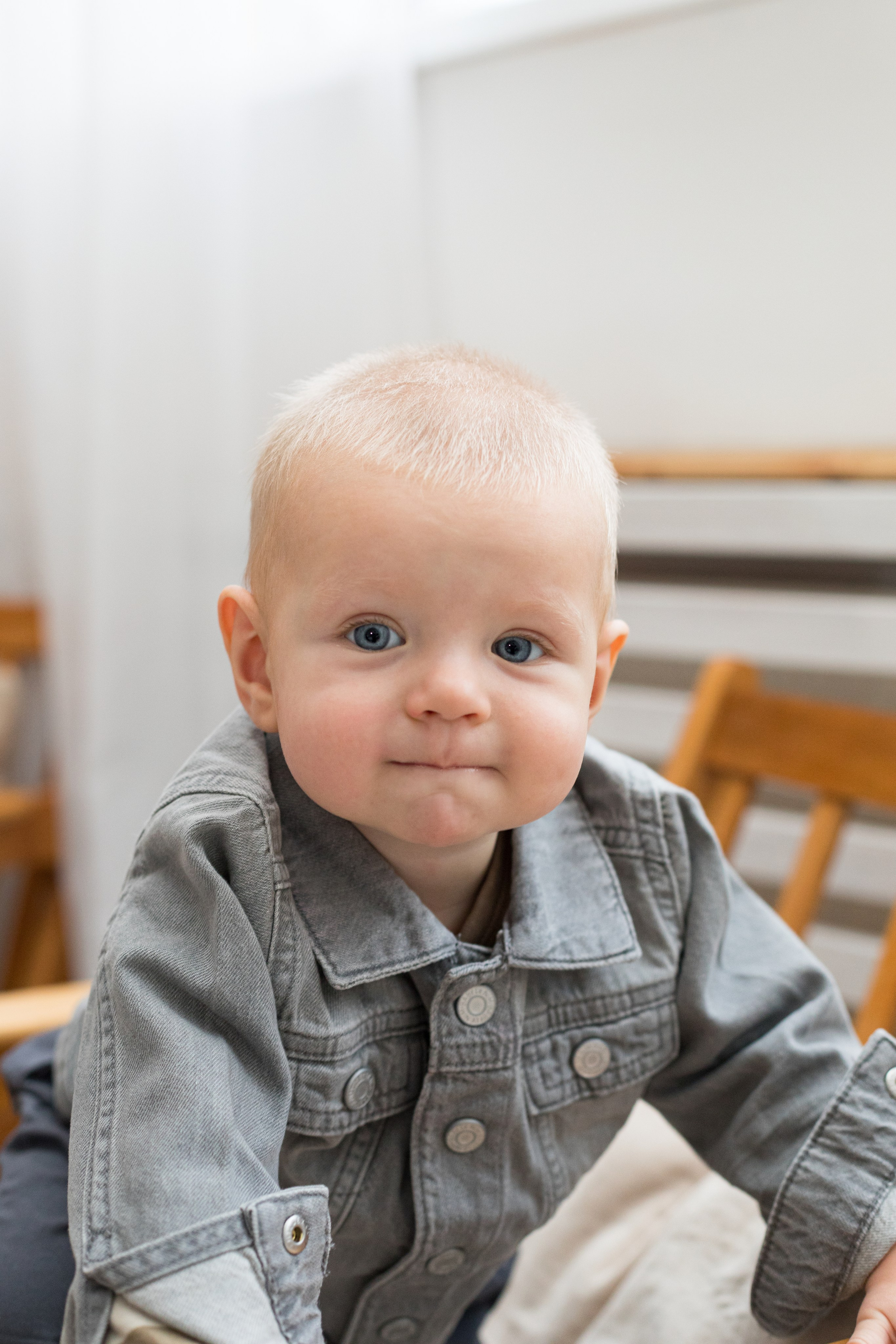 Студийная новогодняя фотосессия семьи. Детский и контент фотограф Надя Волкова Санкт-Петербург