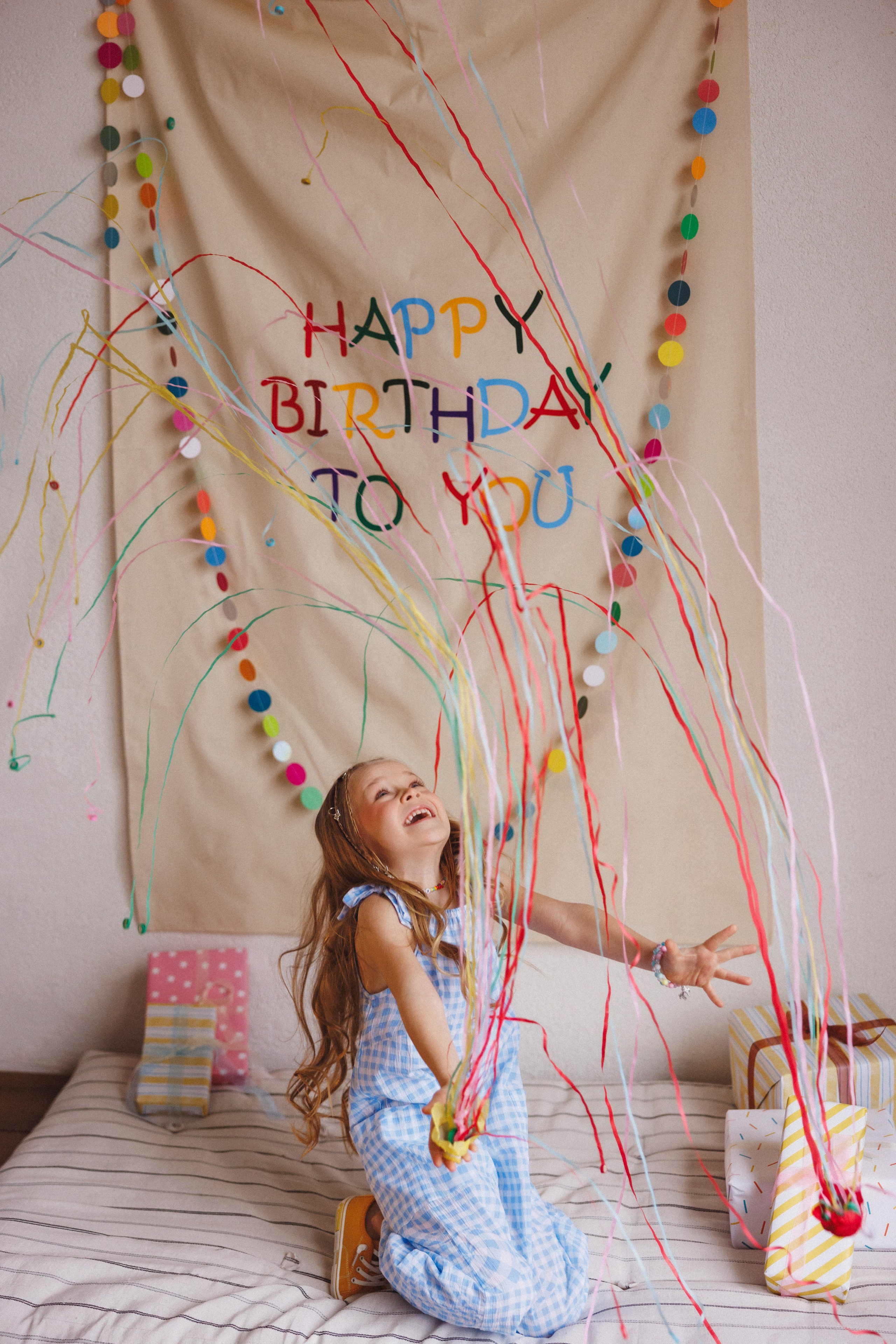 Яркая, весёлая фотосессия к Дню рождения. Фотостудия «Mestone», город Краснодар. Семейный и детский фотограф в Краснодаре Анна Трашкова