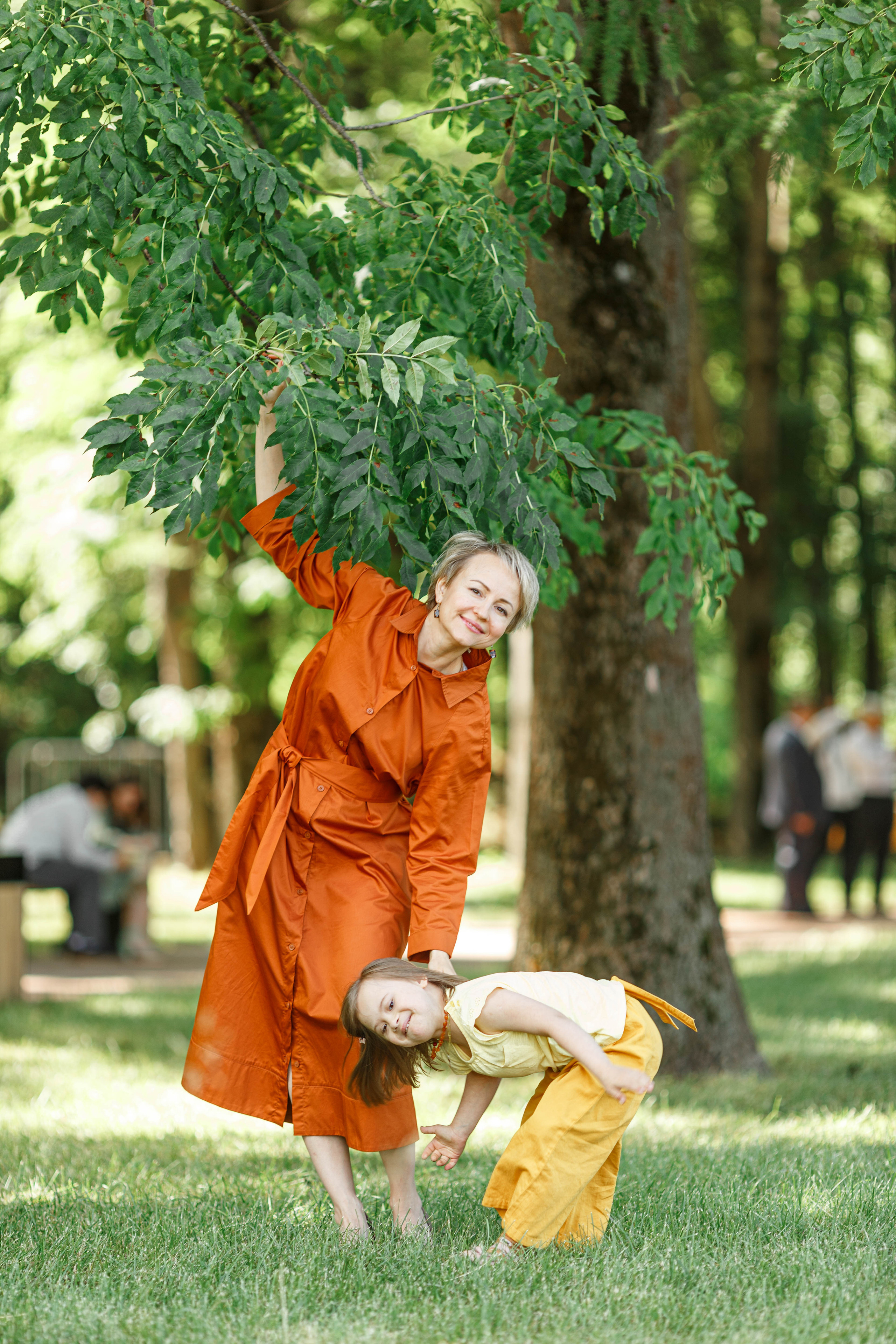 СОЛНЕЧНАЯ ПРОГУЛКА ДЛЯ ТАИСИИ, ЕЕ МАМЫ И БАБУШКИ. Портретный фотограф в Нижнем Новгороде, Санкт-Петербурге Лена Зверева