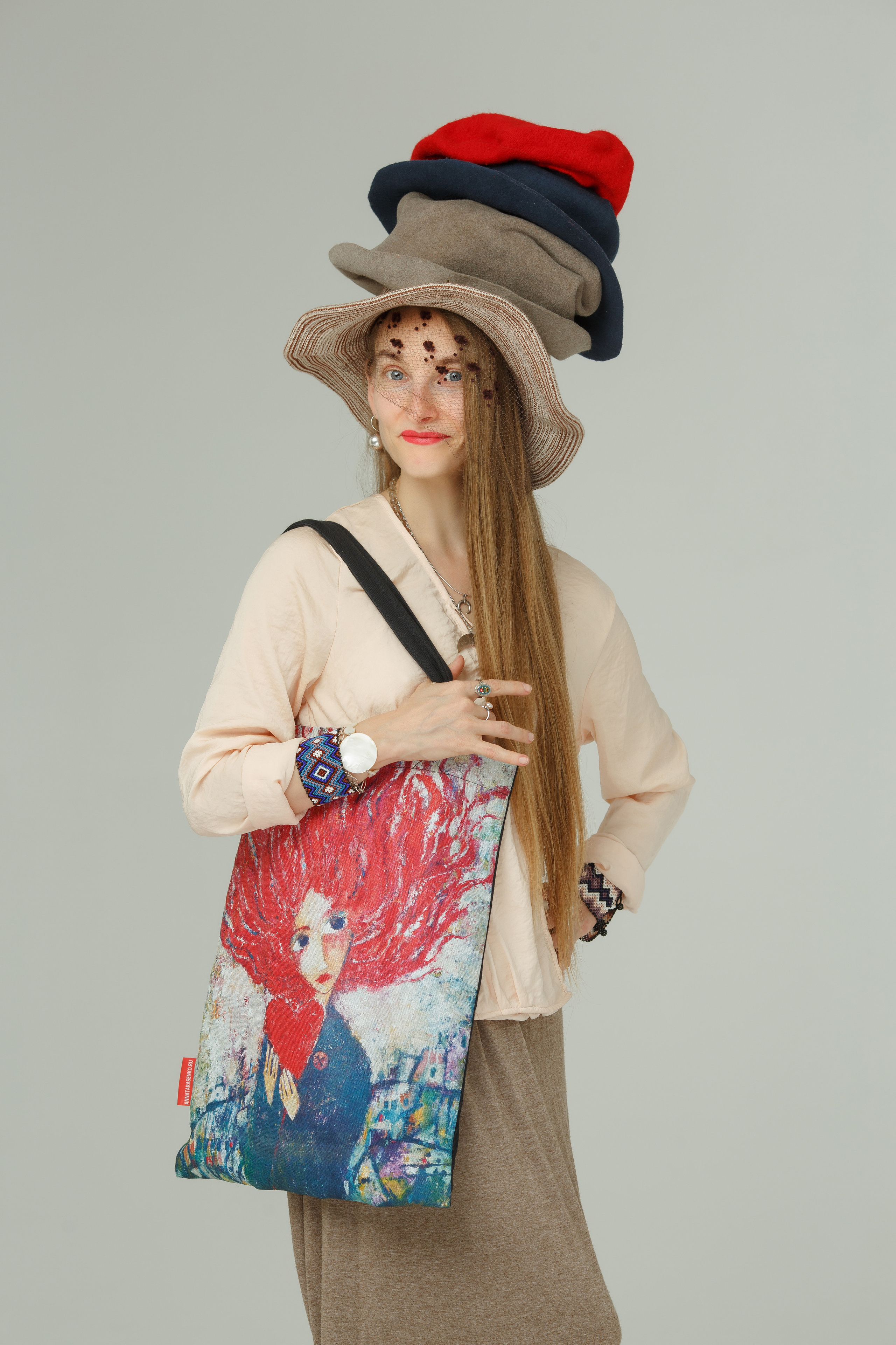 Художник и писатель Анна Огуй. Портретный фотограф в Нижнем Новгороде, Санкт-Петербурге Лена Зверева