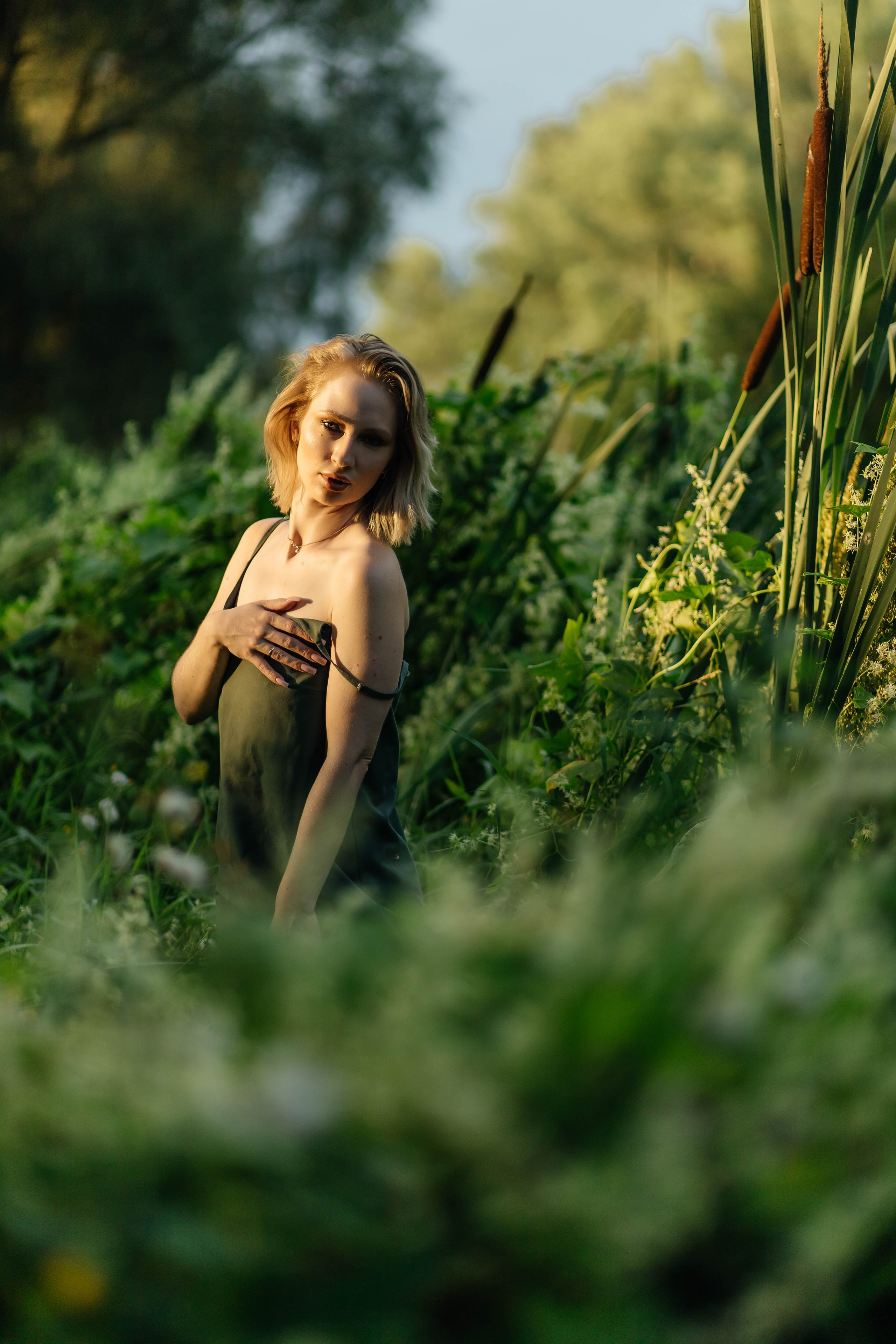 Александра фотосессия на природе. Женский фотограф в Оренбурге Ирина Заводчикова