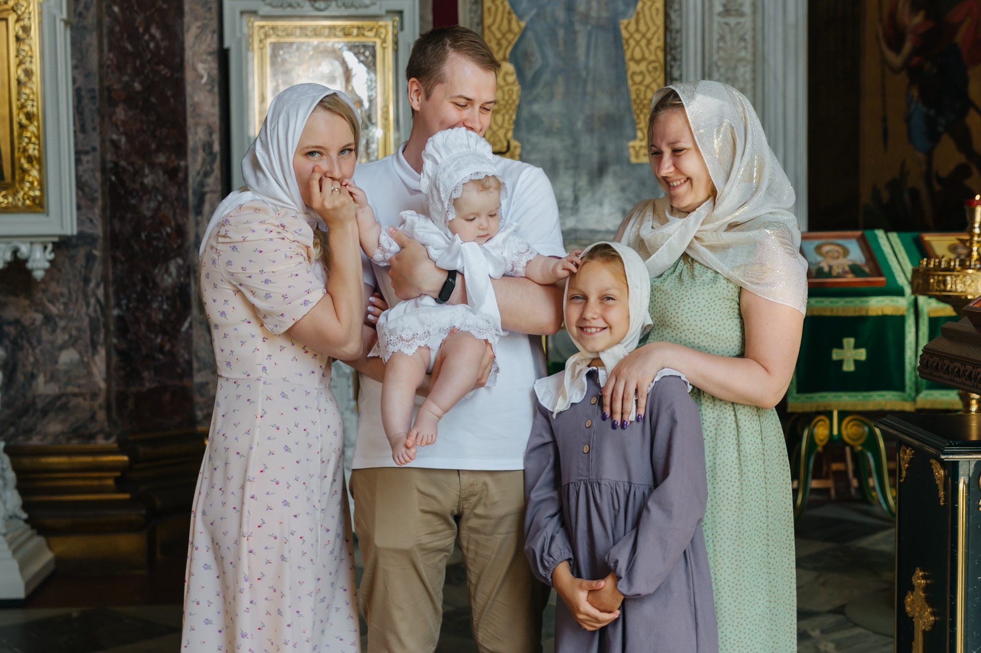 Таинство крещения, трогательные моменты, фотограф Денис Дорфф. Фотограф крещение венчание в Петербурге! Помогает подобрать храм и посоветовал душевного батюшку в СПб