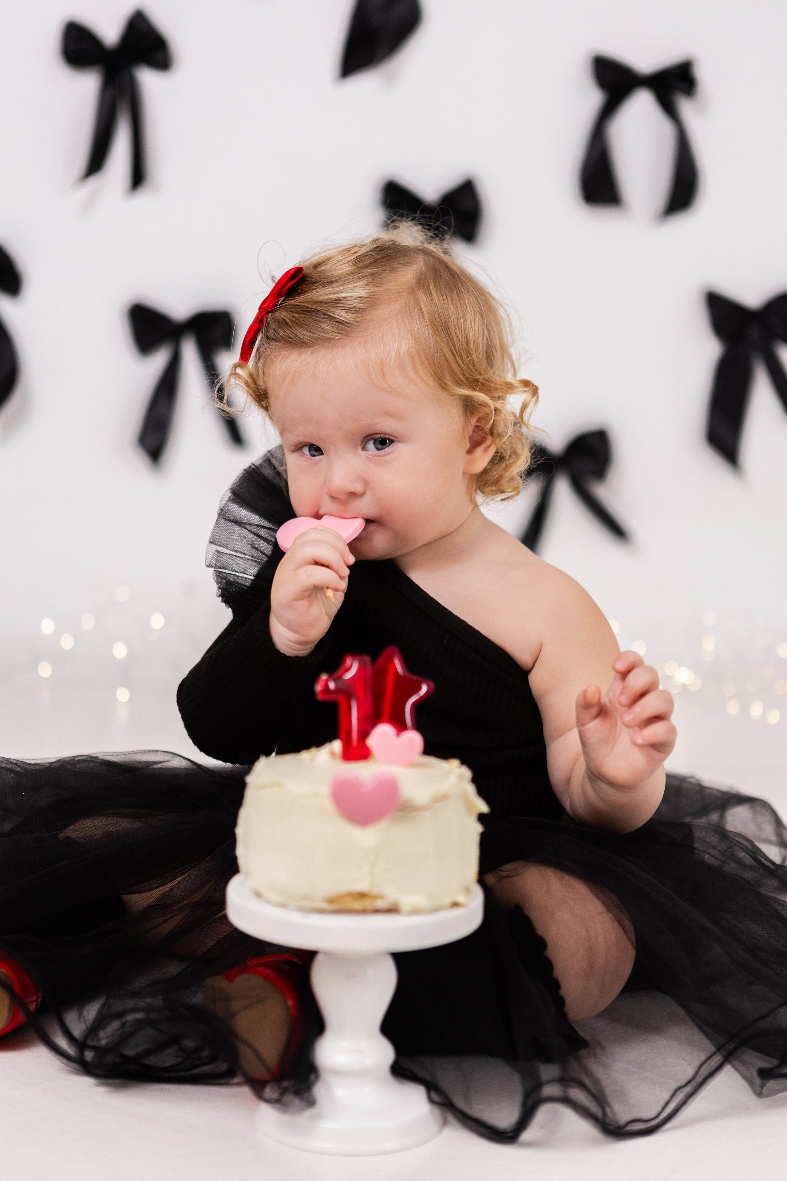 Еве 1 годик. Фотостудия «Антураж». Свадебный семейный и детский фотограф в Краснодаре Карина Федоровская