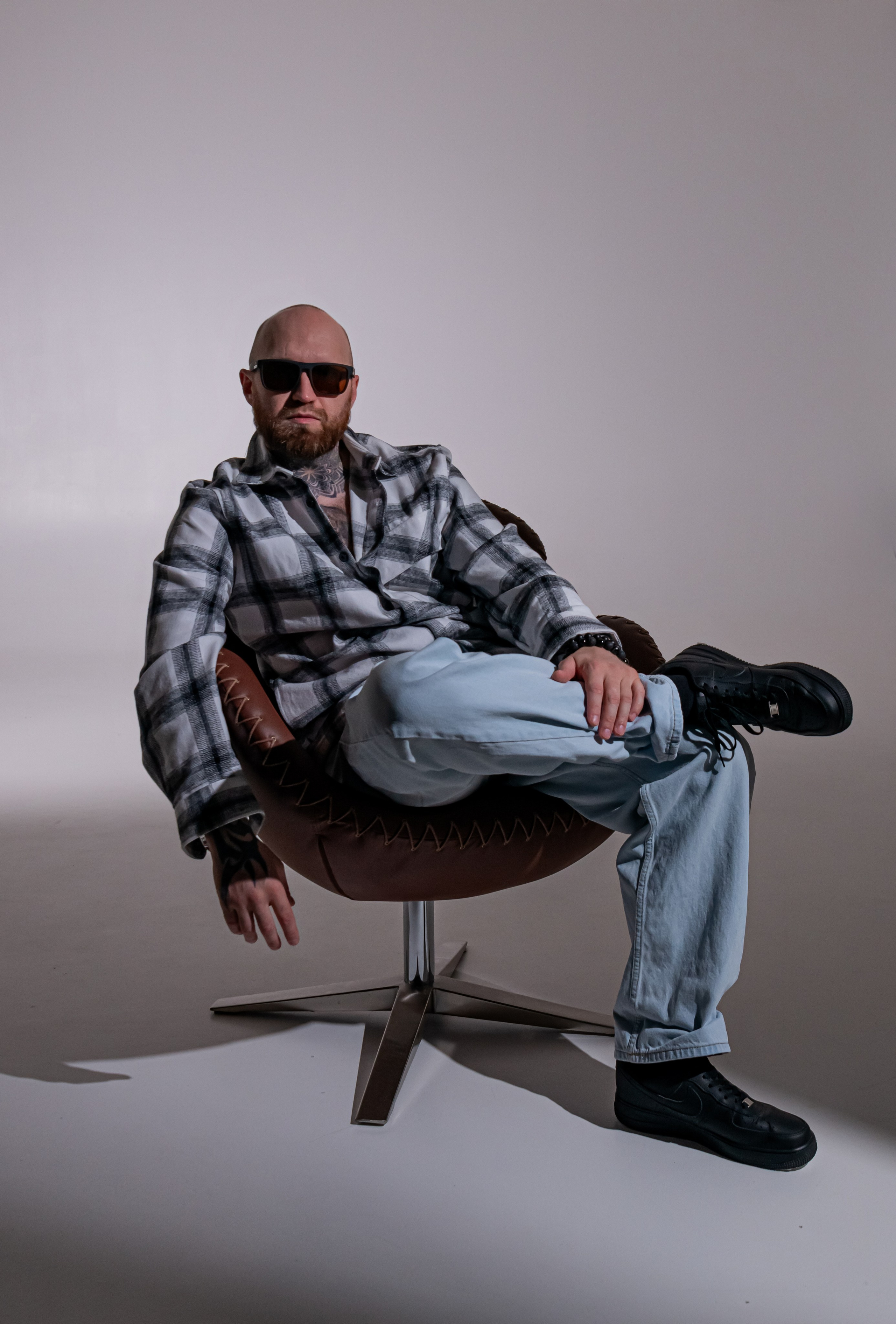 Мужской портрет. Фотография — это миг, который фиксирует вечность