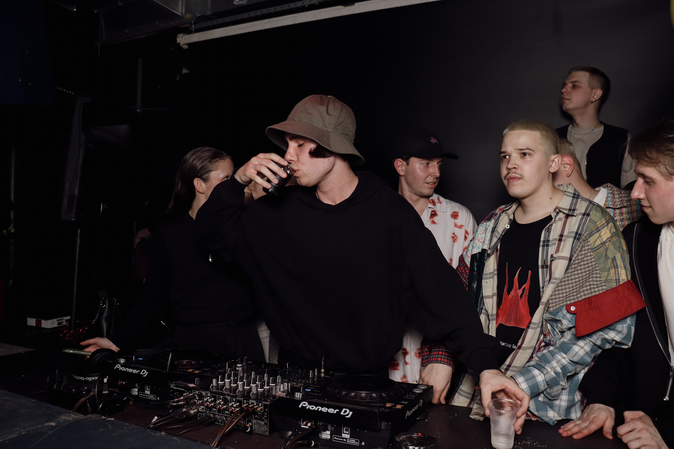 Клуб Ритмы — цирк. Ивентный фотограф в Санкт-Петербурге Олег Комков