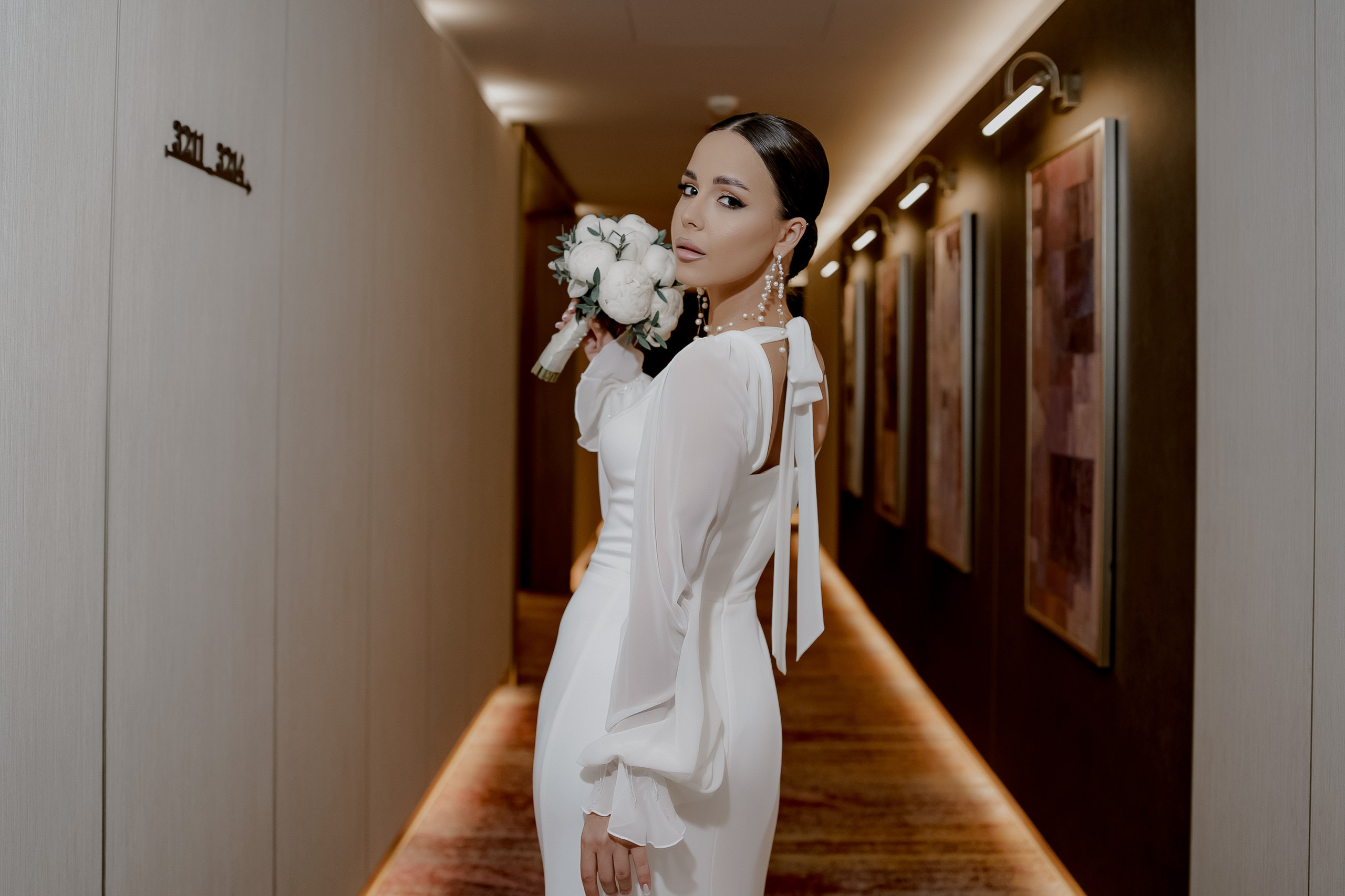 Фотосессия утра невесты в Рэдиссон Блу Олимпийский. Свадебный и семейный фотограф в Москве Светлана Зоткина