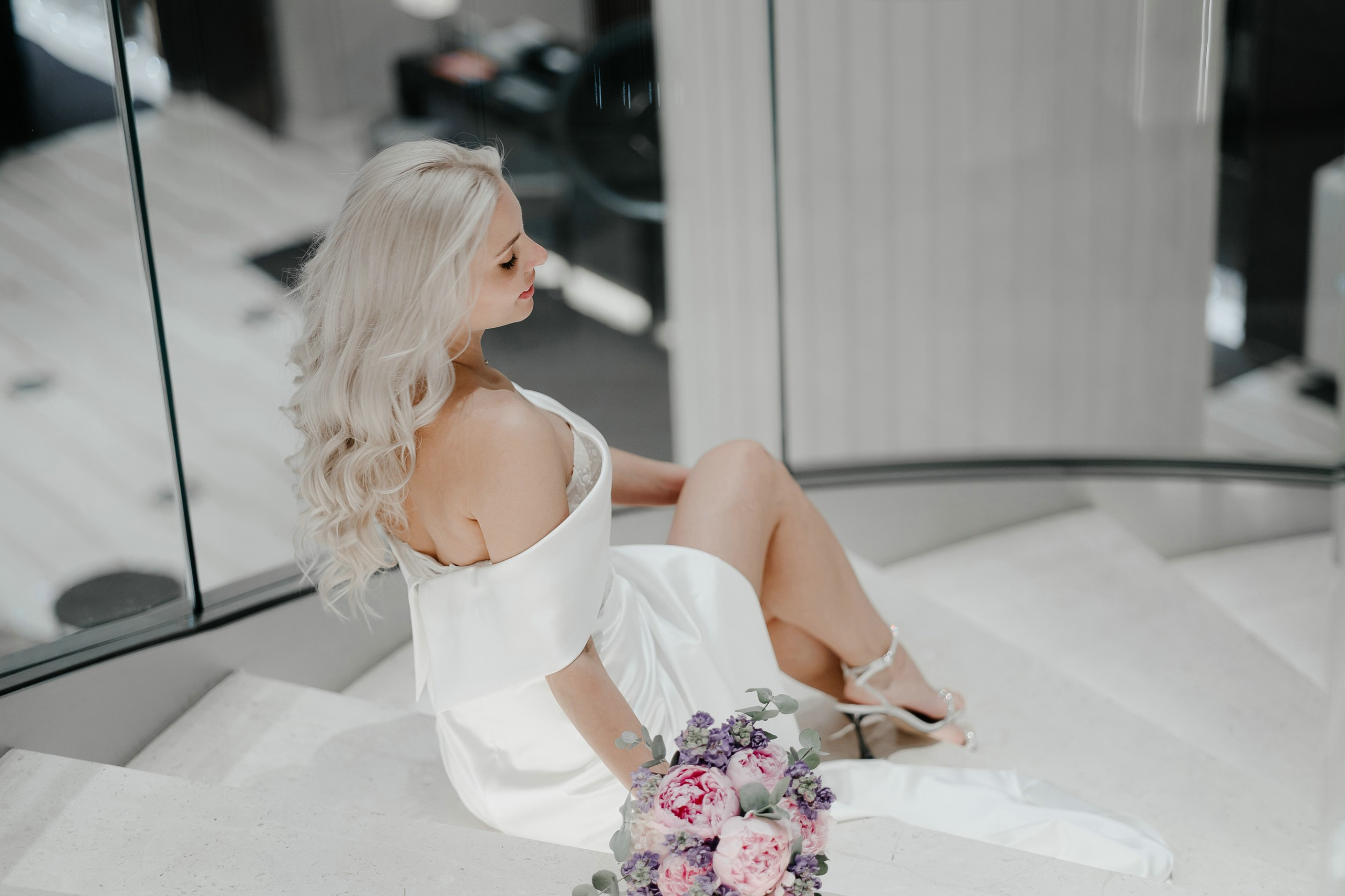 Свадебная фотосъемка утро невесты в отеле Hyatt Regency. Свадебный и семейный фотограф в Москве Светлана Зоткина