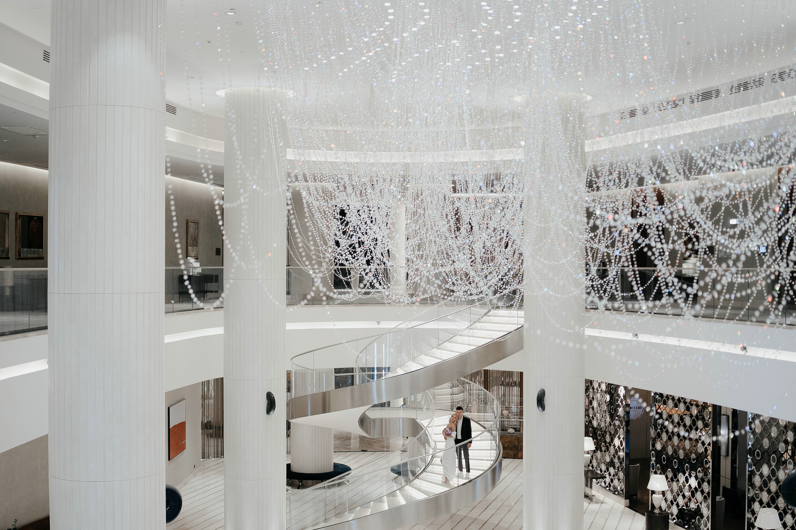 Свадебная фотосъемка утро невесты в отеле Hyatt Regency. Свадебный и семейный фотограф в Москве Светлана Зоткина