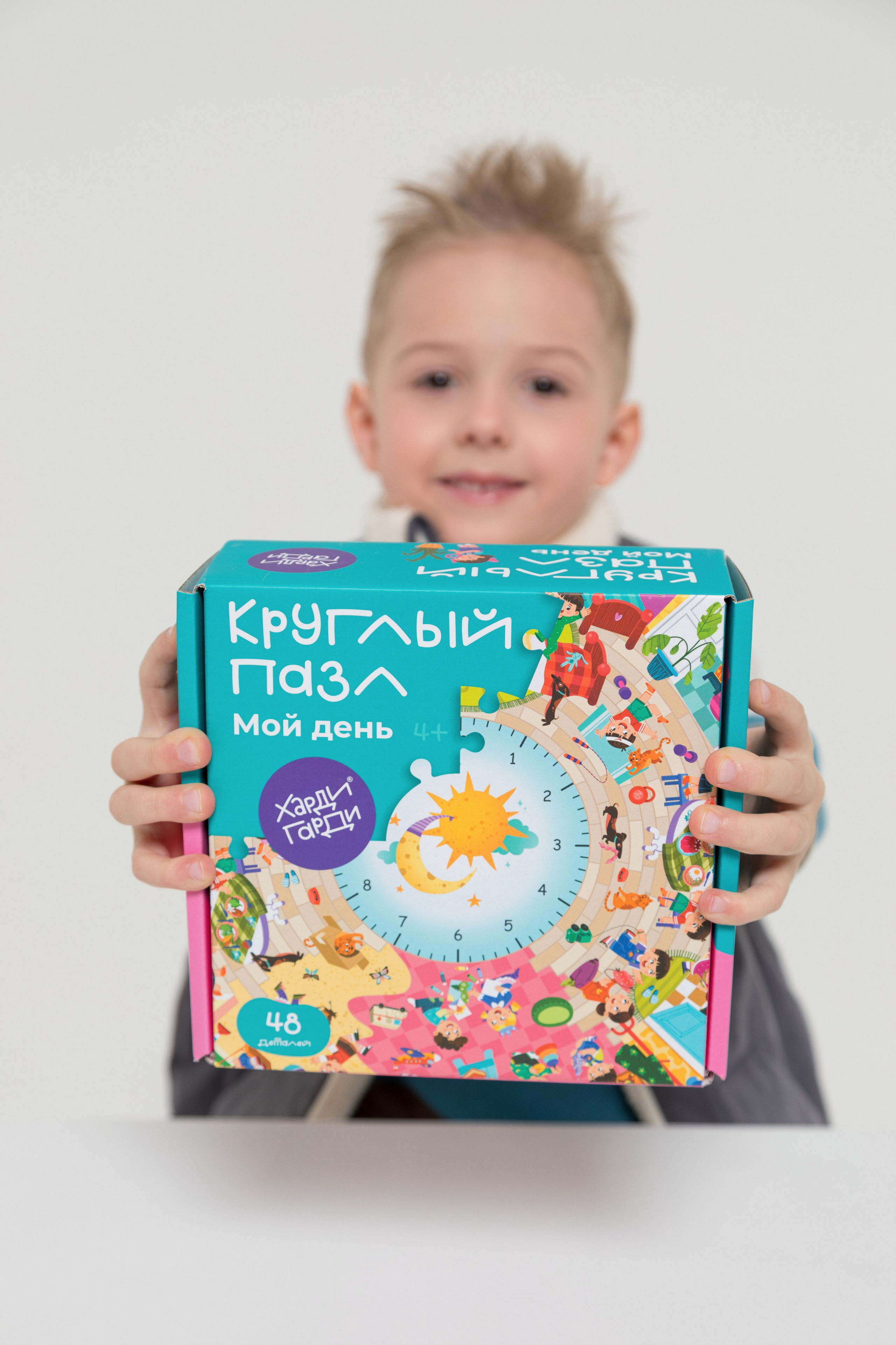 Имиджевая и каталожная съёмка для бренда детских пазлов. Детский и контент фотограф Надя Волкова Санкт-Петербург