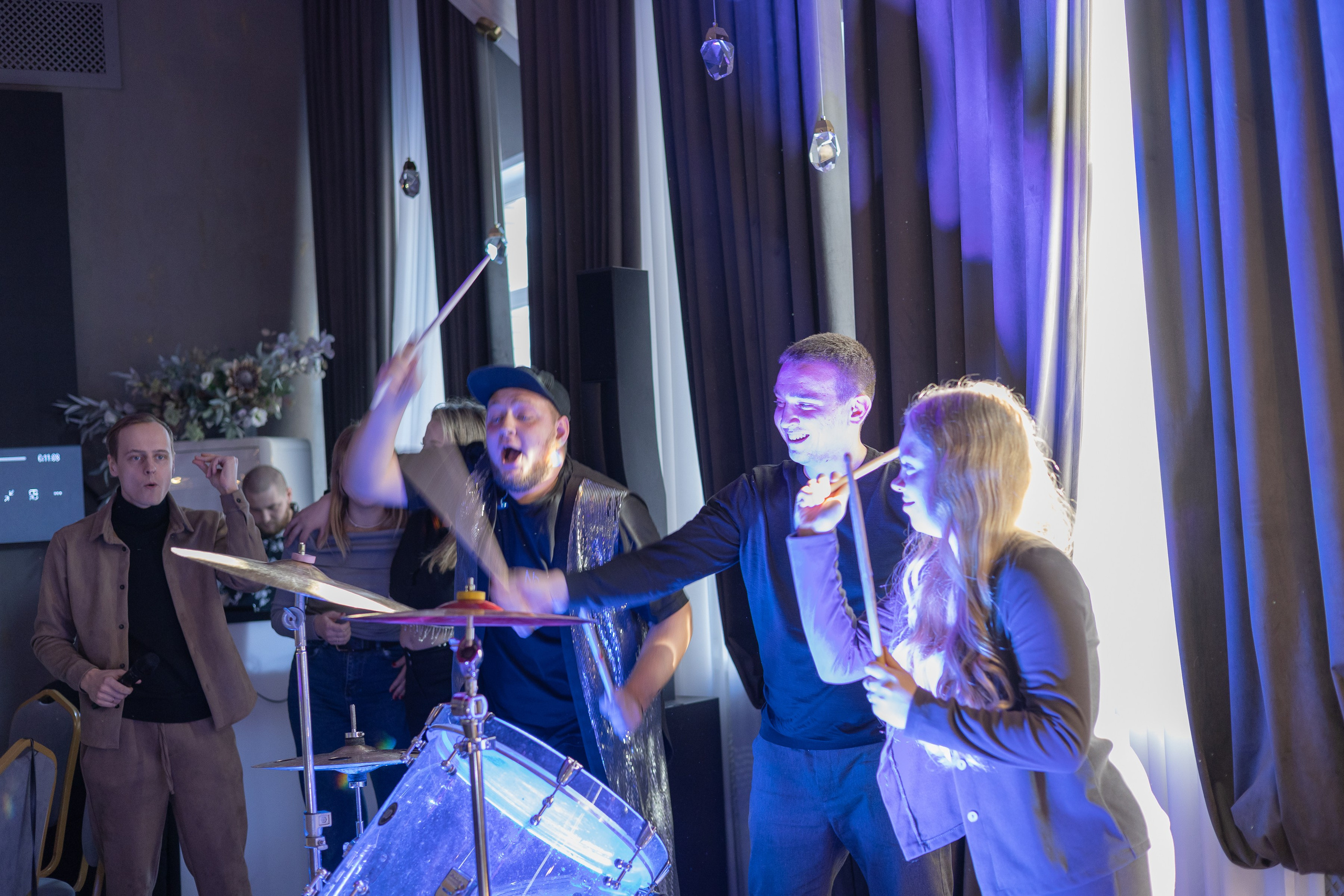 Свадебное чаепитие для молодоженов