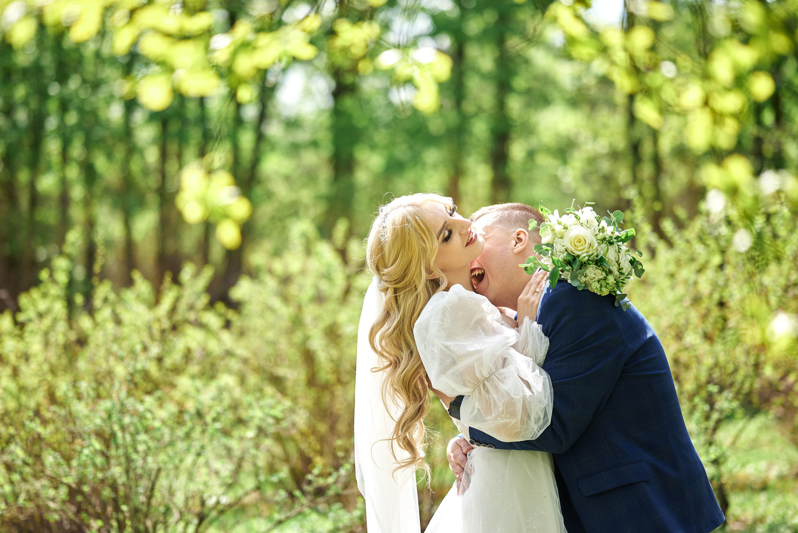 Фотограф Старый Оскол, Губкин. Свадебная фотосессия, доступная цена. Профессиональный фотограф Старый Оскол, Губкин — свадьба, венчание, крещение, юбилей и день рождения