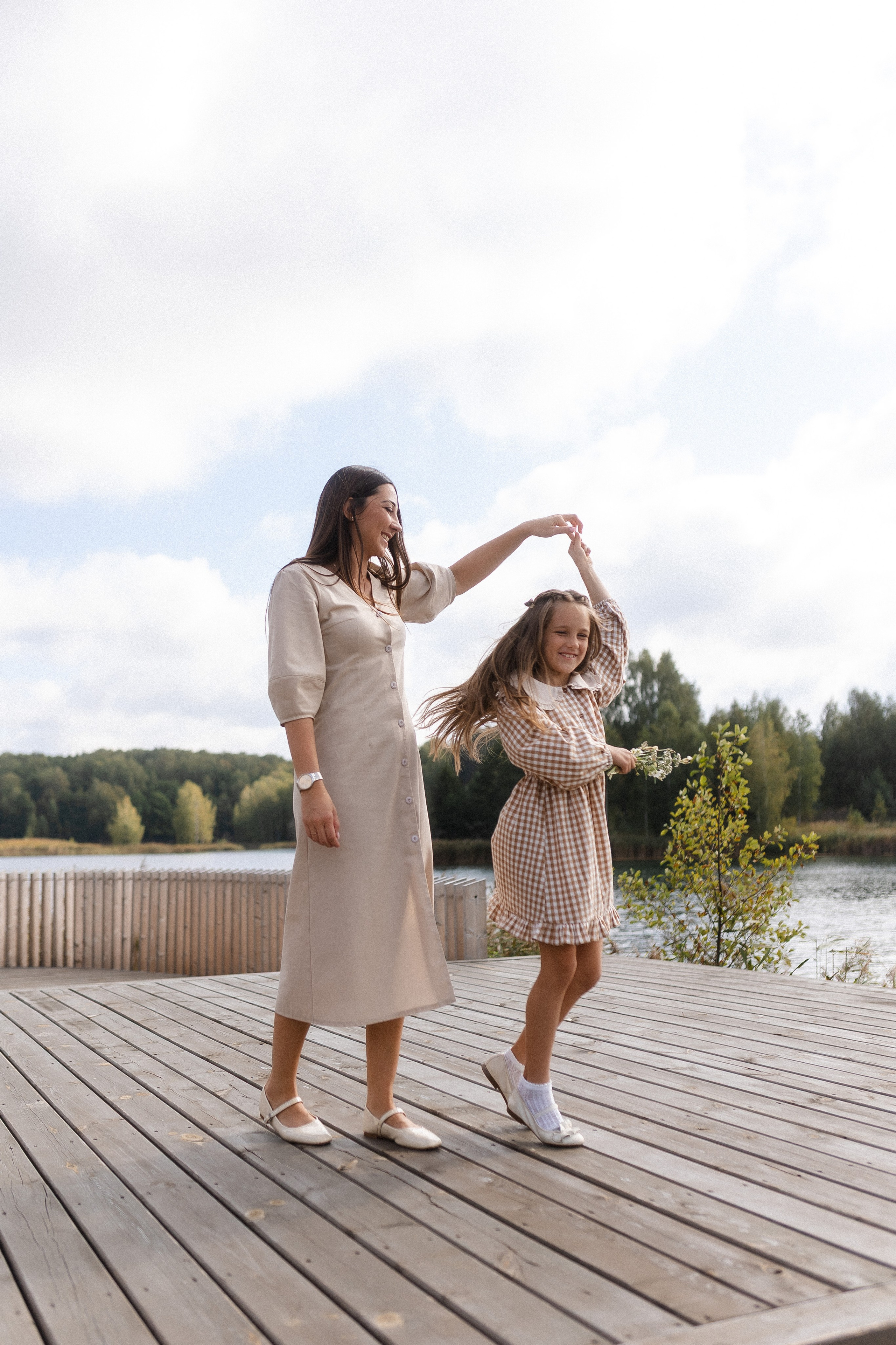 Бумажные самолетики. Семейный фотограф в Нижнем Новгороде Доронина Юлия