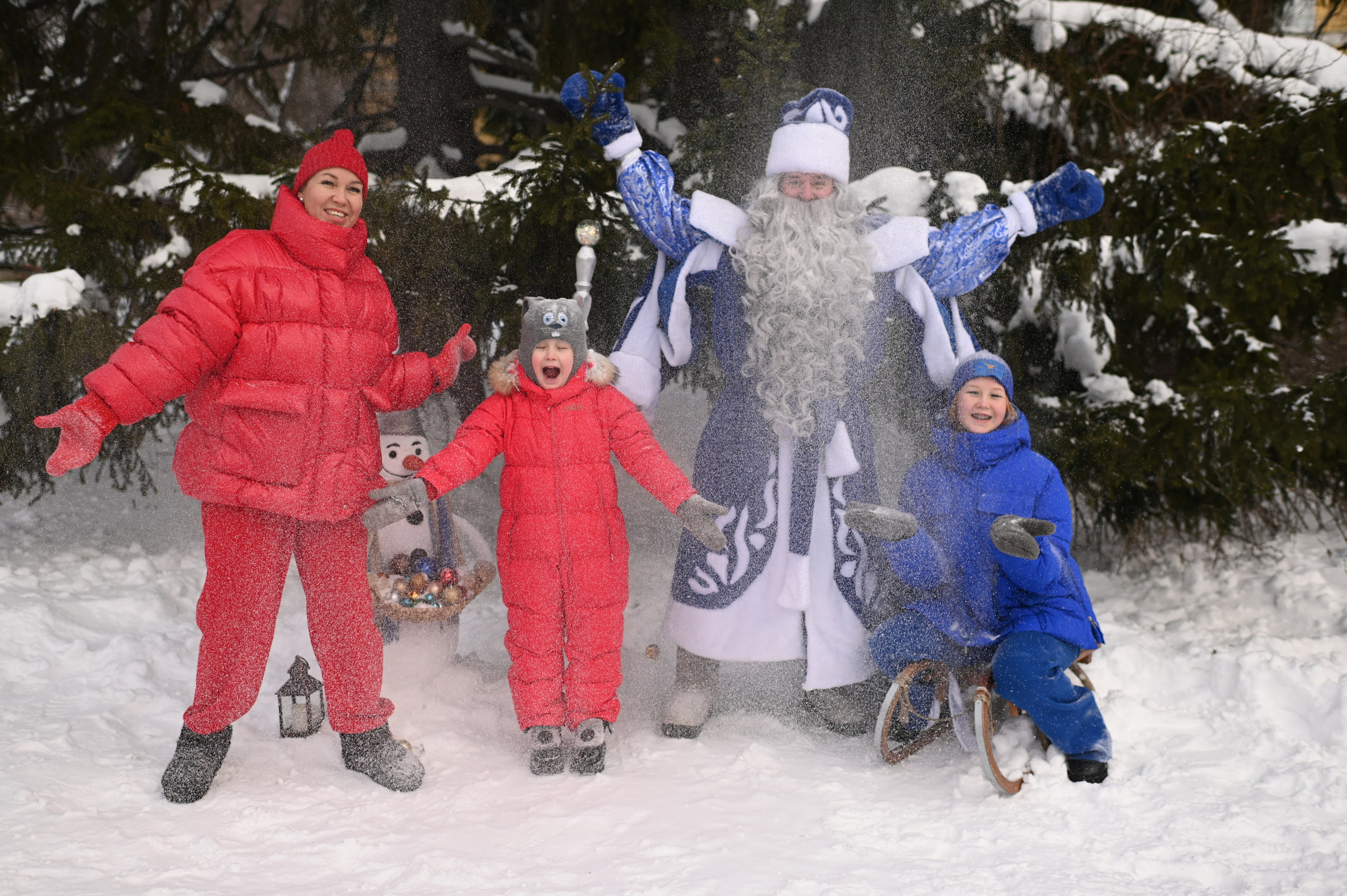 ПОЗДРАВЛЕНИЕ ОТ ДЕДА МОРОЗА. Семейный фотограф Екатеринбург Лора Мур