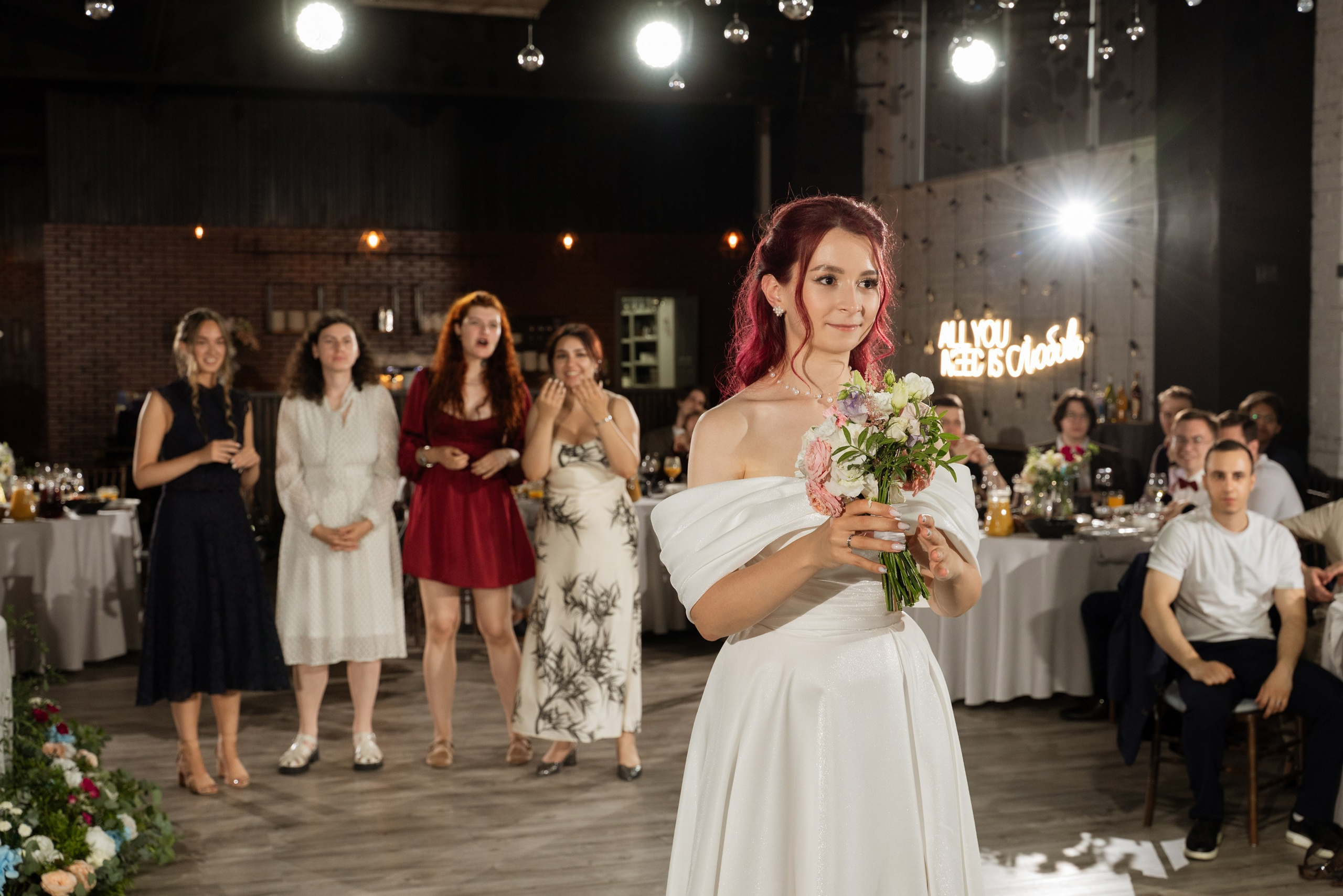 Пётр и Ирина | 01.08.25. Свадебный фотограф в Санкт-Петербурге Владислава Тюльпина