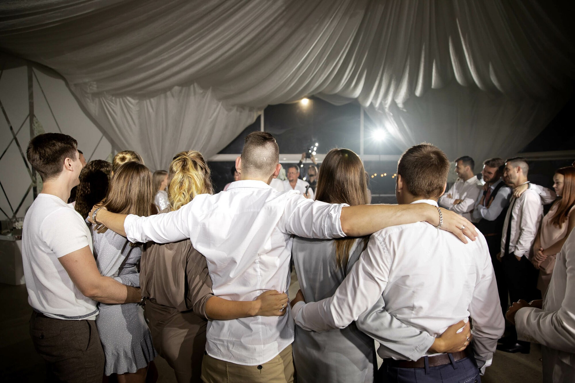 Стильная свадьба со сборами в гостинице Эрмитаж. Свадебный фотограф в Санкт-Петербурге и Москве Андрей Нестеров
