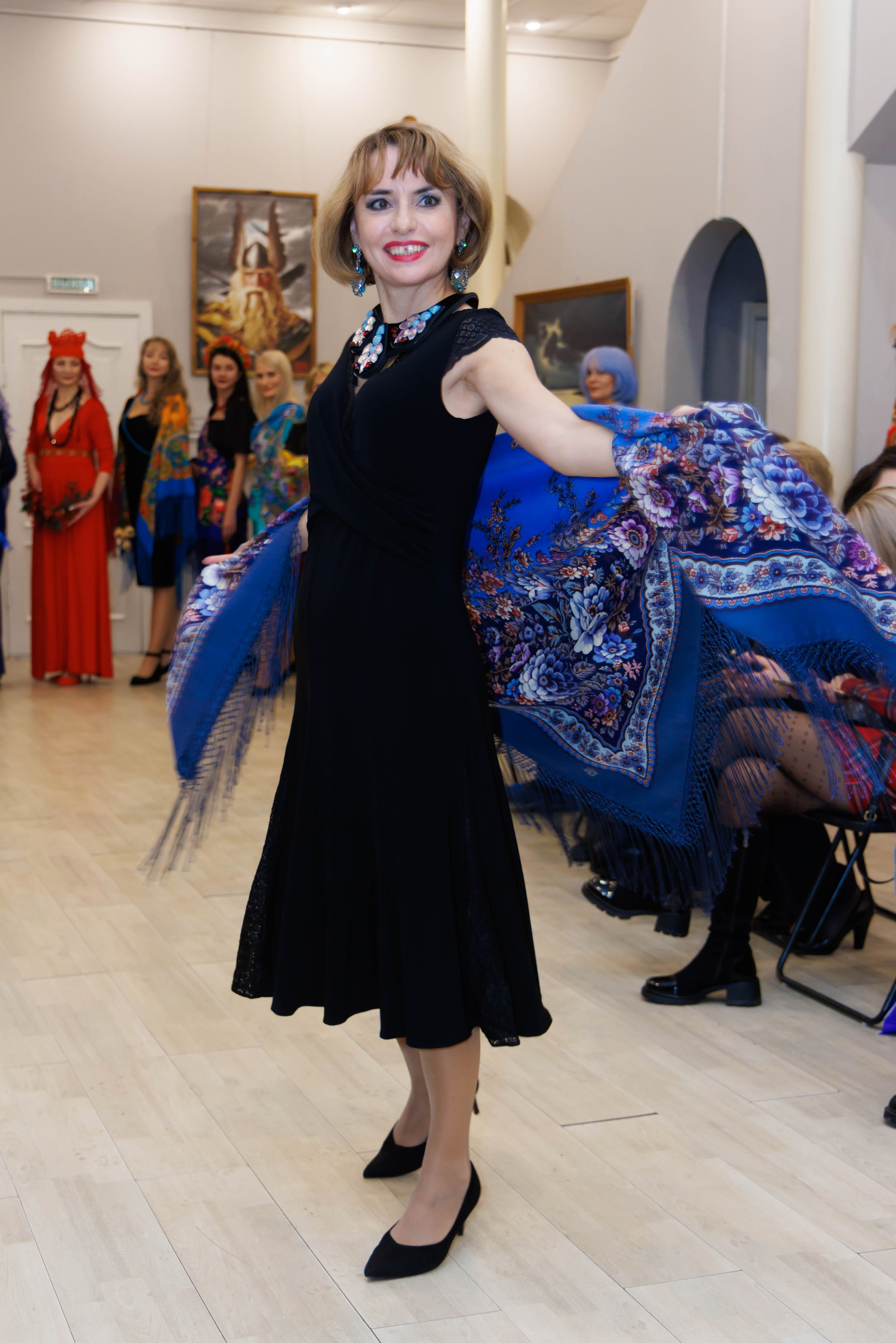 Показ в Музее славянской культуры, 2025. Коллекционер и искусствовед Олеся Ястребова