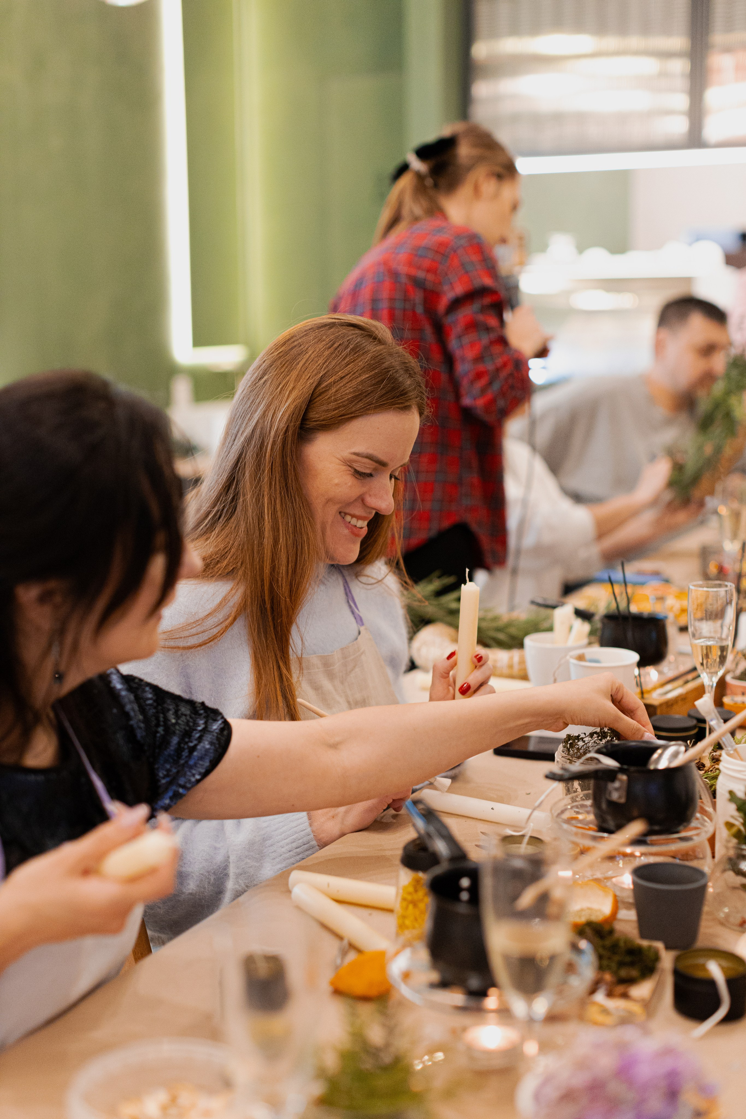 Мк свечи и венок (новогодний корпоратив). Анастасия Ракчеева Художник