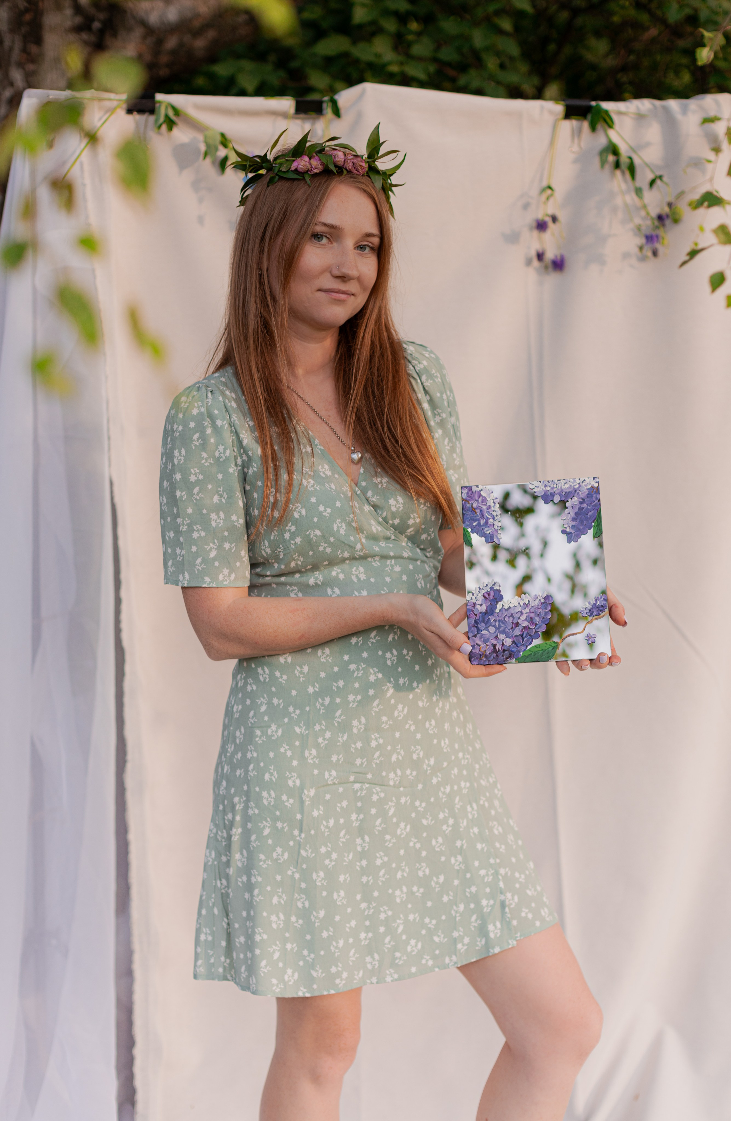 Мк Сирень на зеркале (девичник в парке). Анастасия Ракчеева Художник