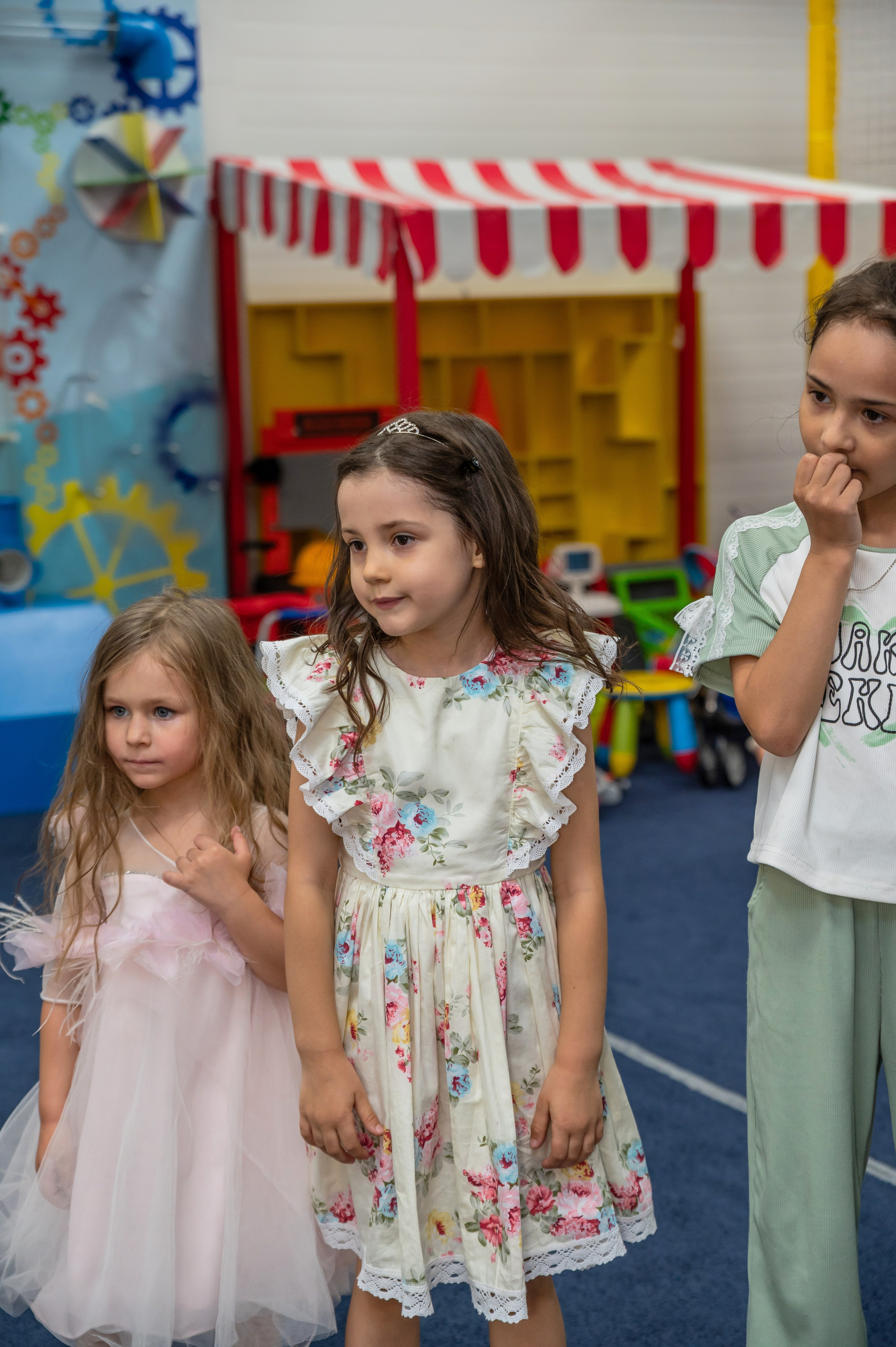 Игротека Ниндзя Кидс. Я Ольга Казанцева, фотографирую снимаю ваши киноистории и печатаю фото и цифровые портреты на холсте