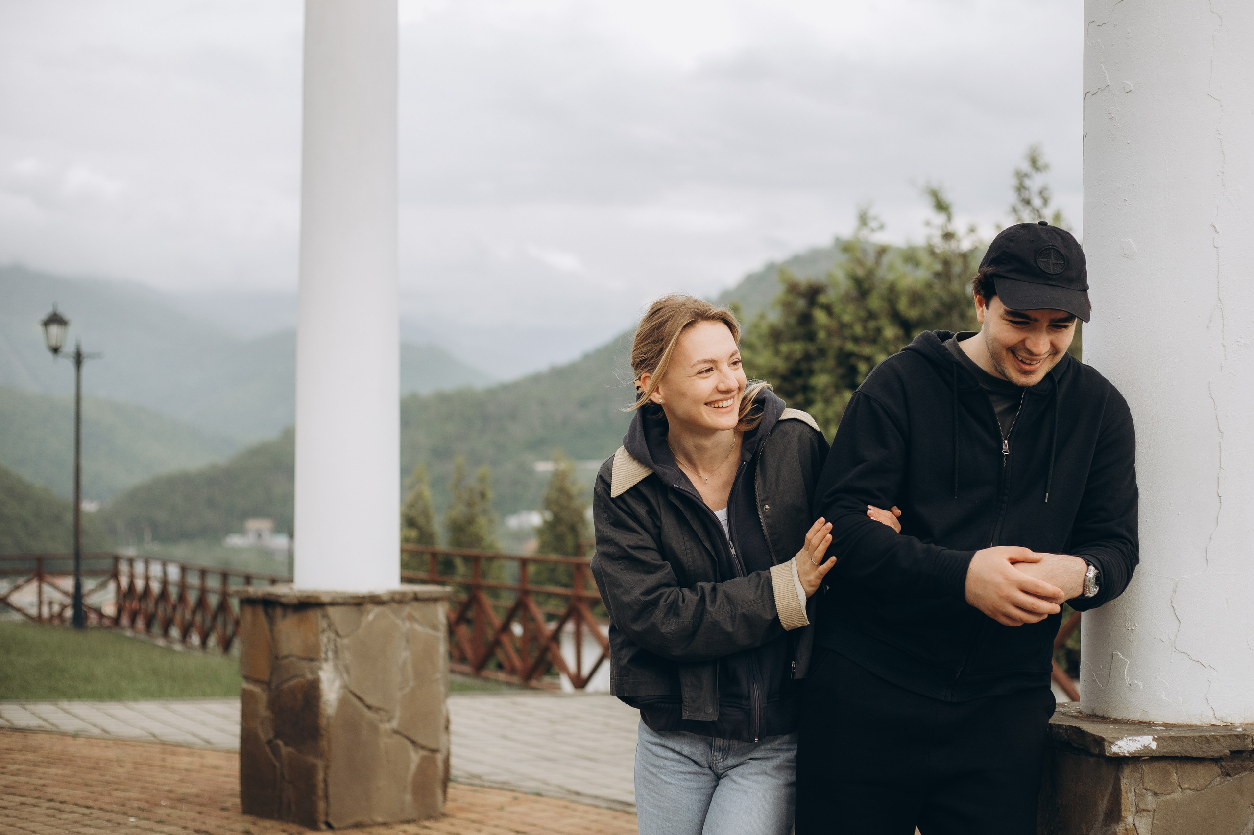 Фруктовый сад. Семейный и свадебный фотограф Сочи Адлер Сириус Красная поляна