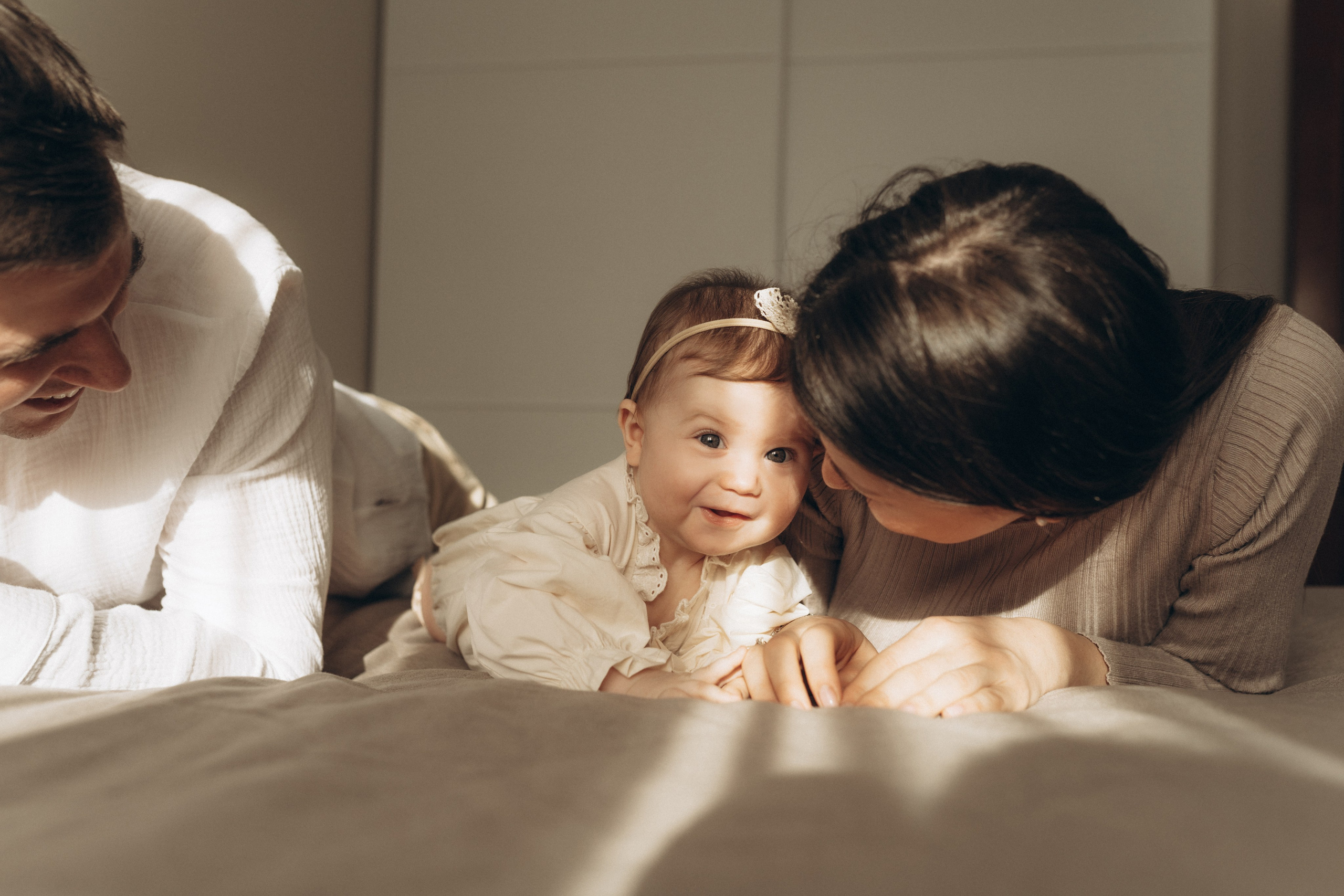 Счастливы вместе. Фотограф новорожденных малышей Одинцово/Москва Юлия Скок