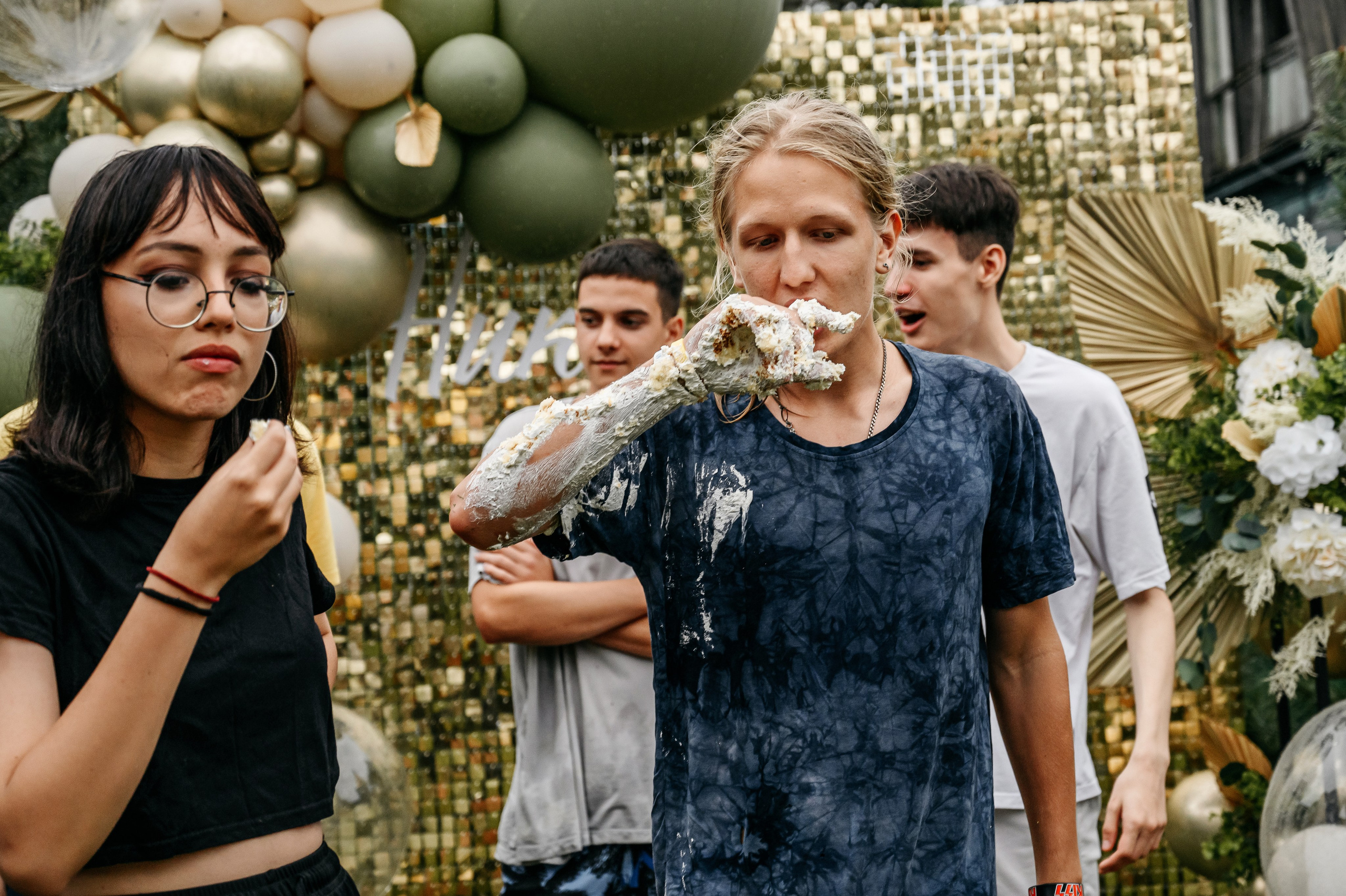 Ника. Пенная вечеринка с бассейном. Фотограф Владивосток. Игорь Кирсанов