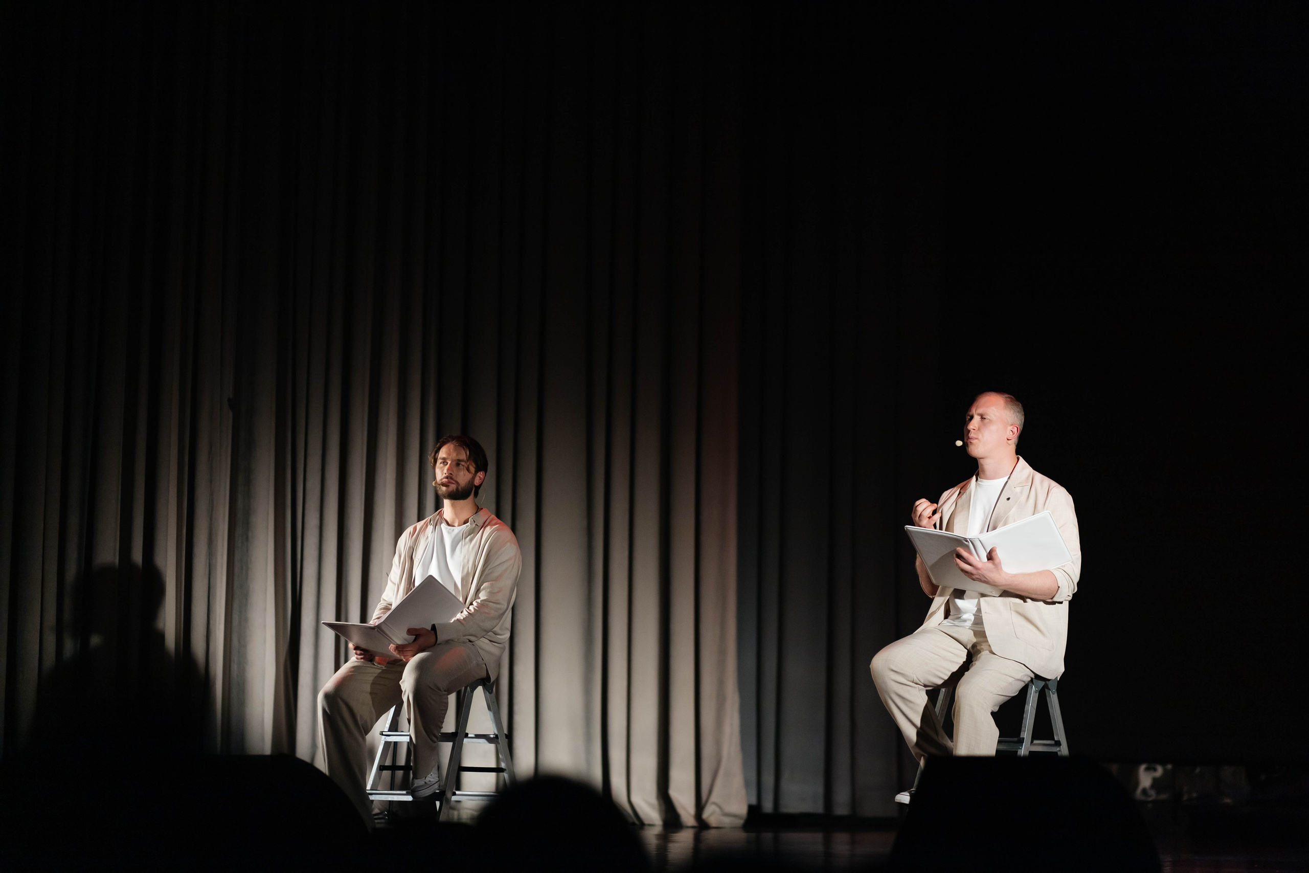 НИТЬЯ " В объятьях неба». Женский фотограф в Оренбурге Ирина Заводчикова