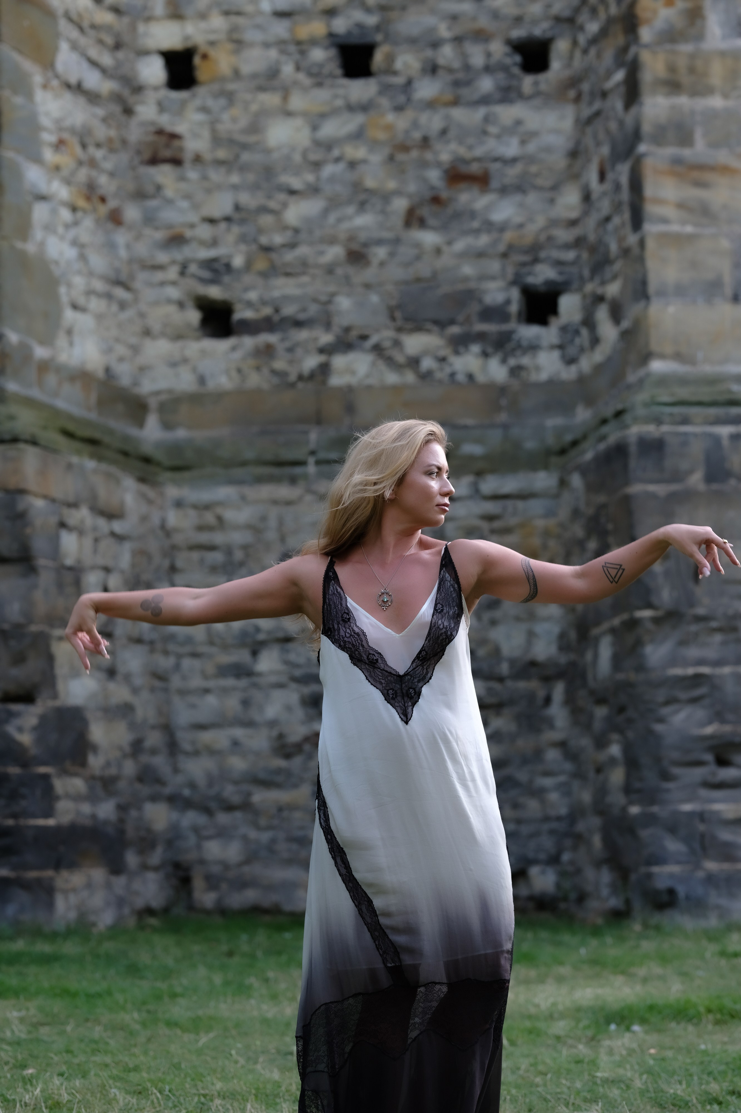 Настя. Фотограф в Москве и Праге: индивидуальные портреты, парные фотосессии