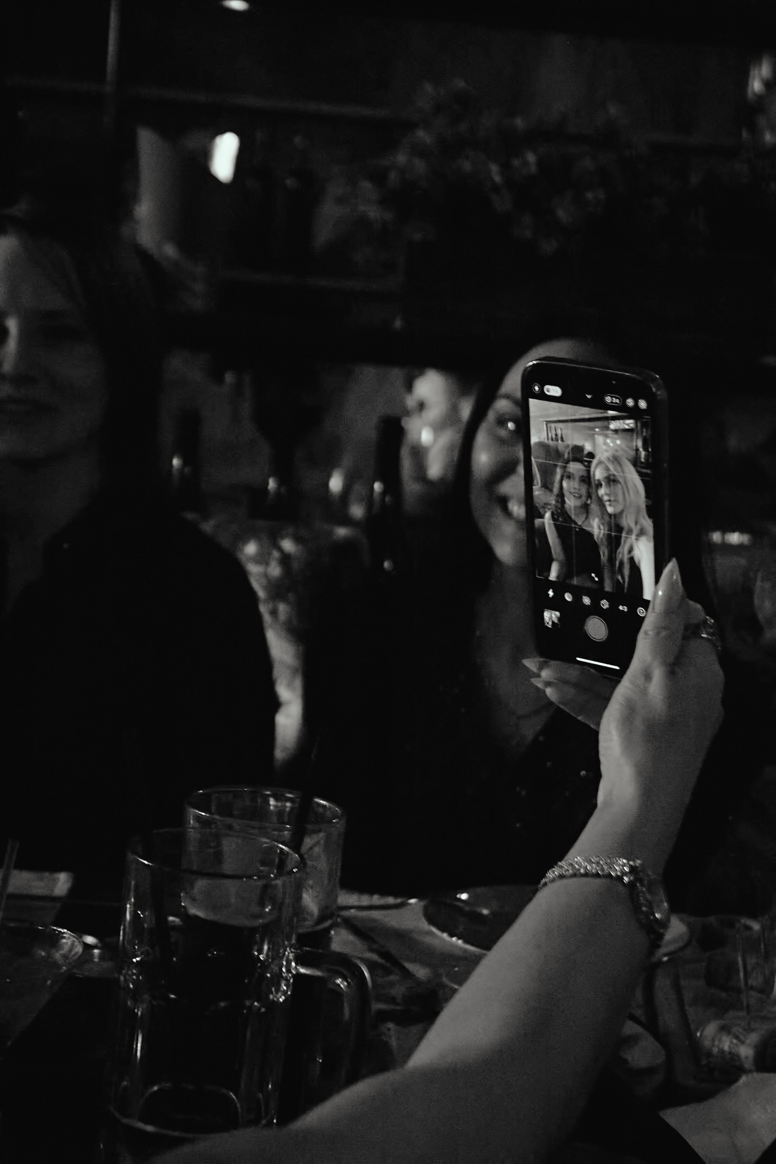 День рождения в Papin Bar. Фотограф и видеограф в Кургане Леонид Корнильев