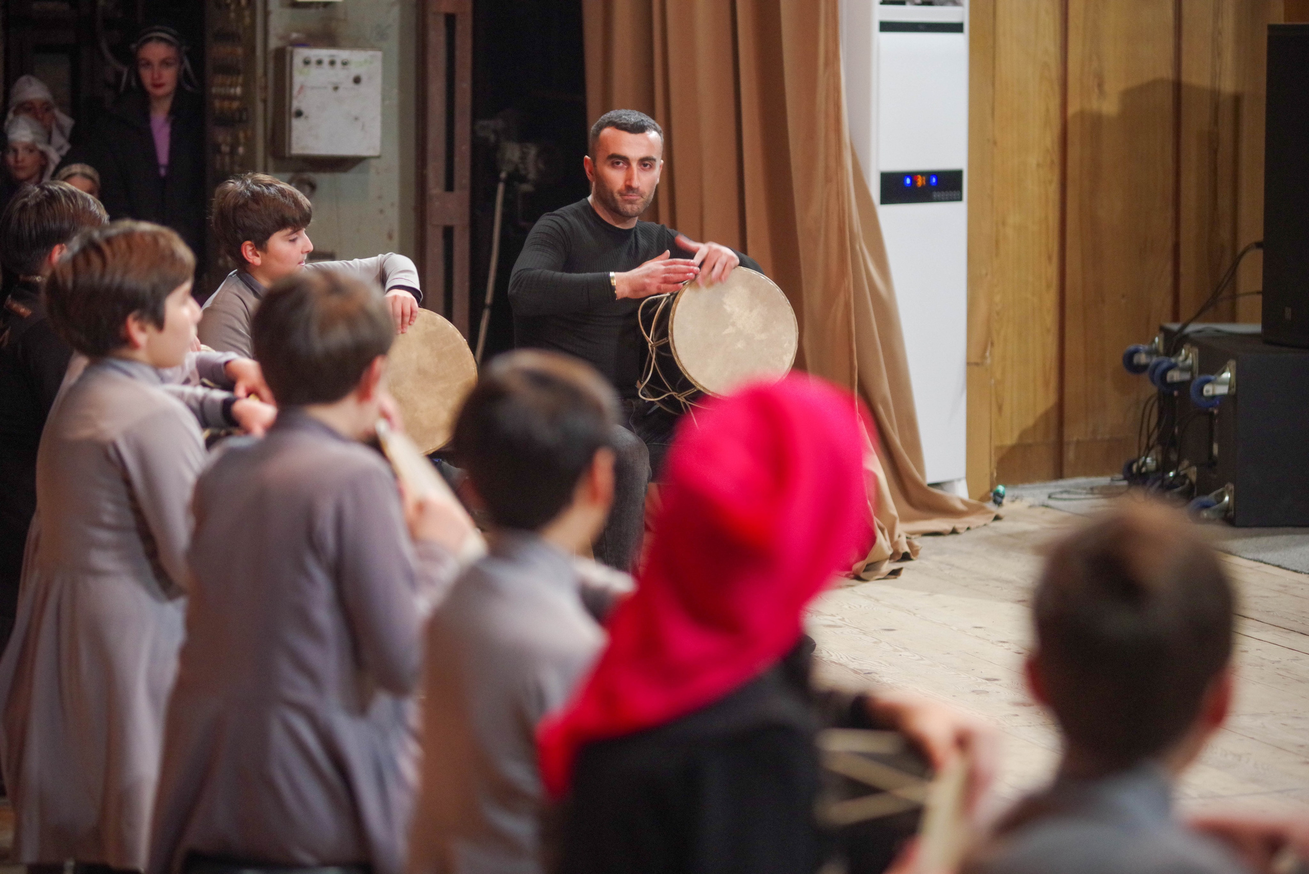 Концерт в Хоби. Портретный фотограф Денис Милютин
