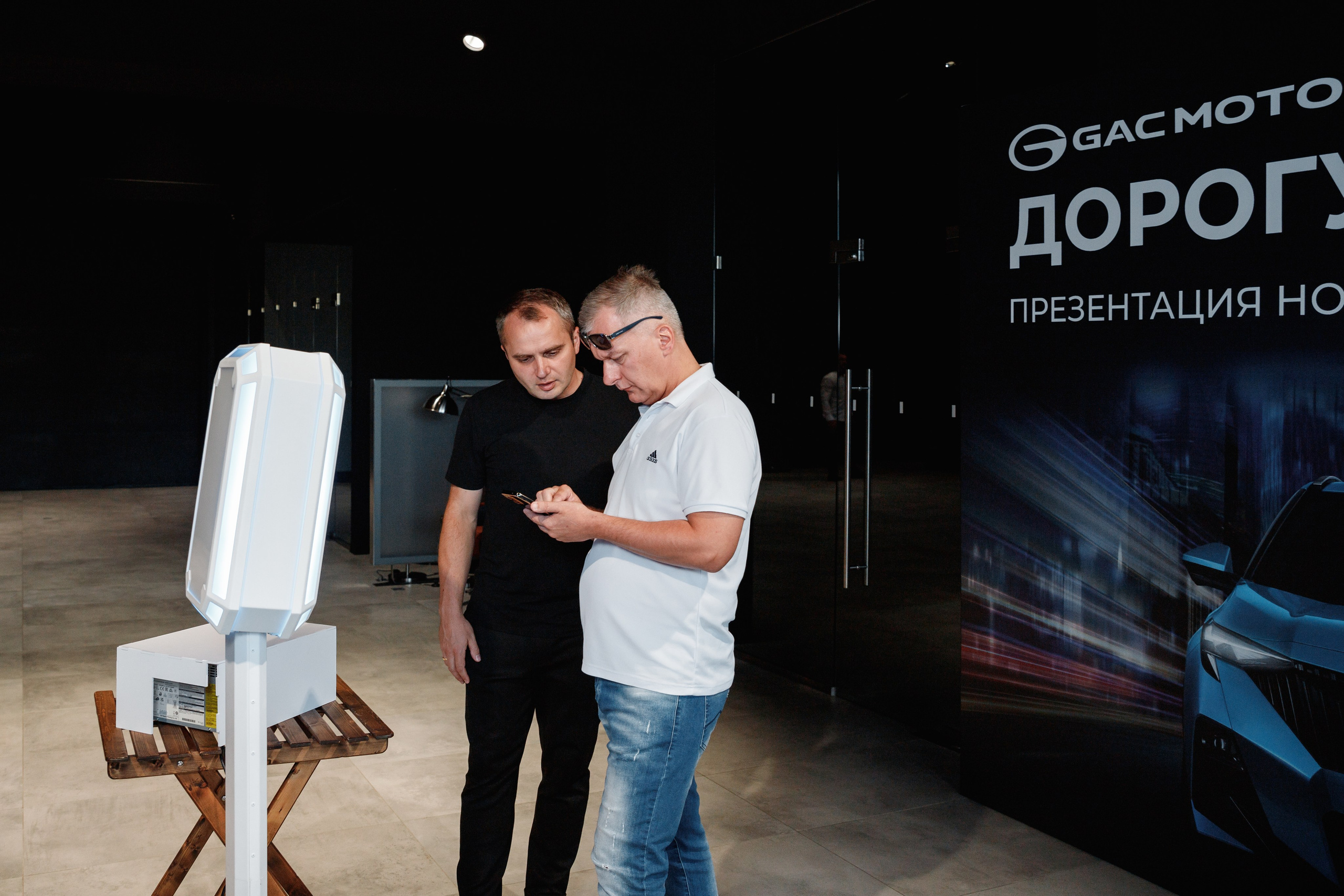 Открытие автосалона GAC. Фотограф Захваткин Роман