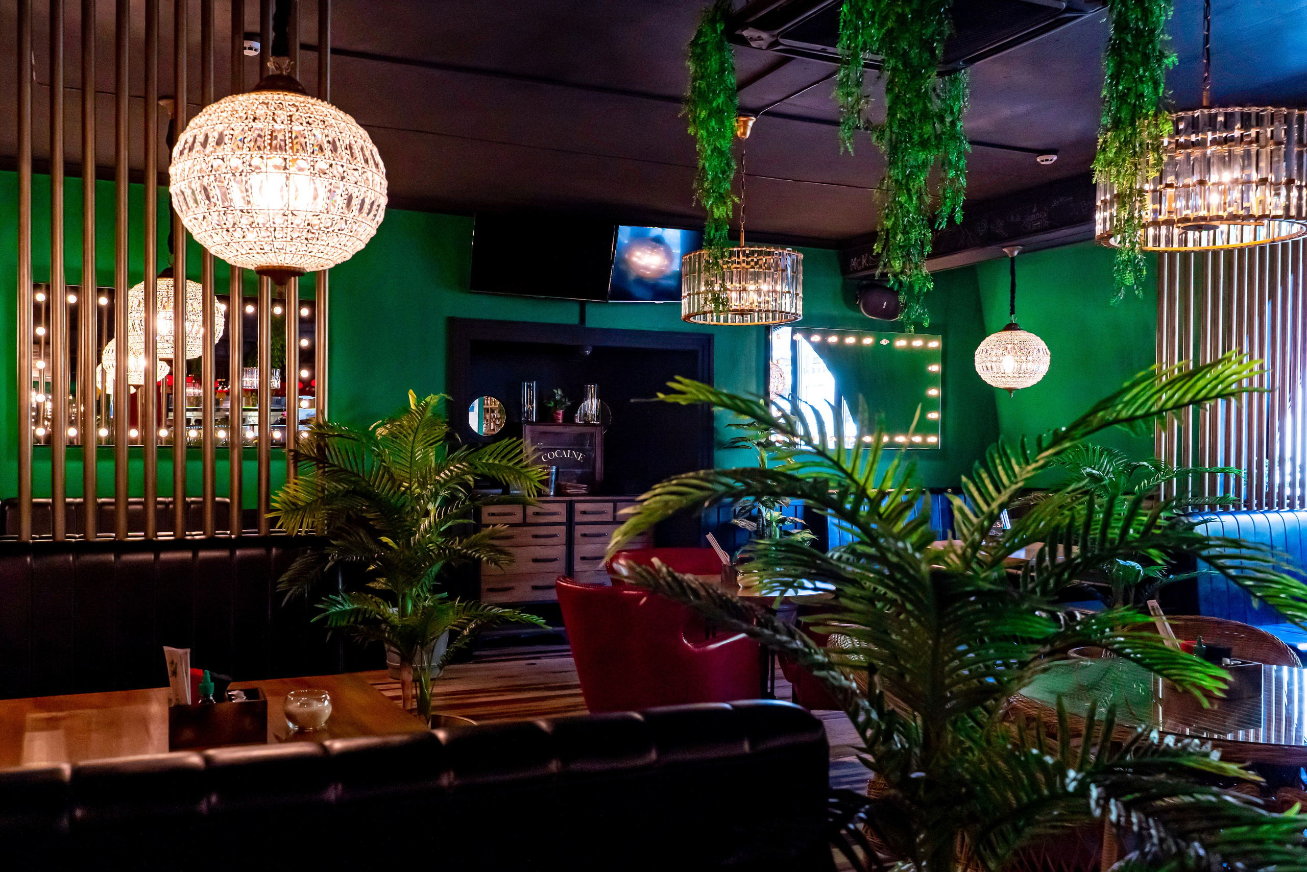 Ресторан Wok Bangkok на Розе Хутор. Репортажный фотограф в Красной Поляне и Сочи Павлюченко Екатерина