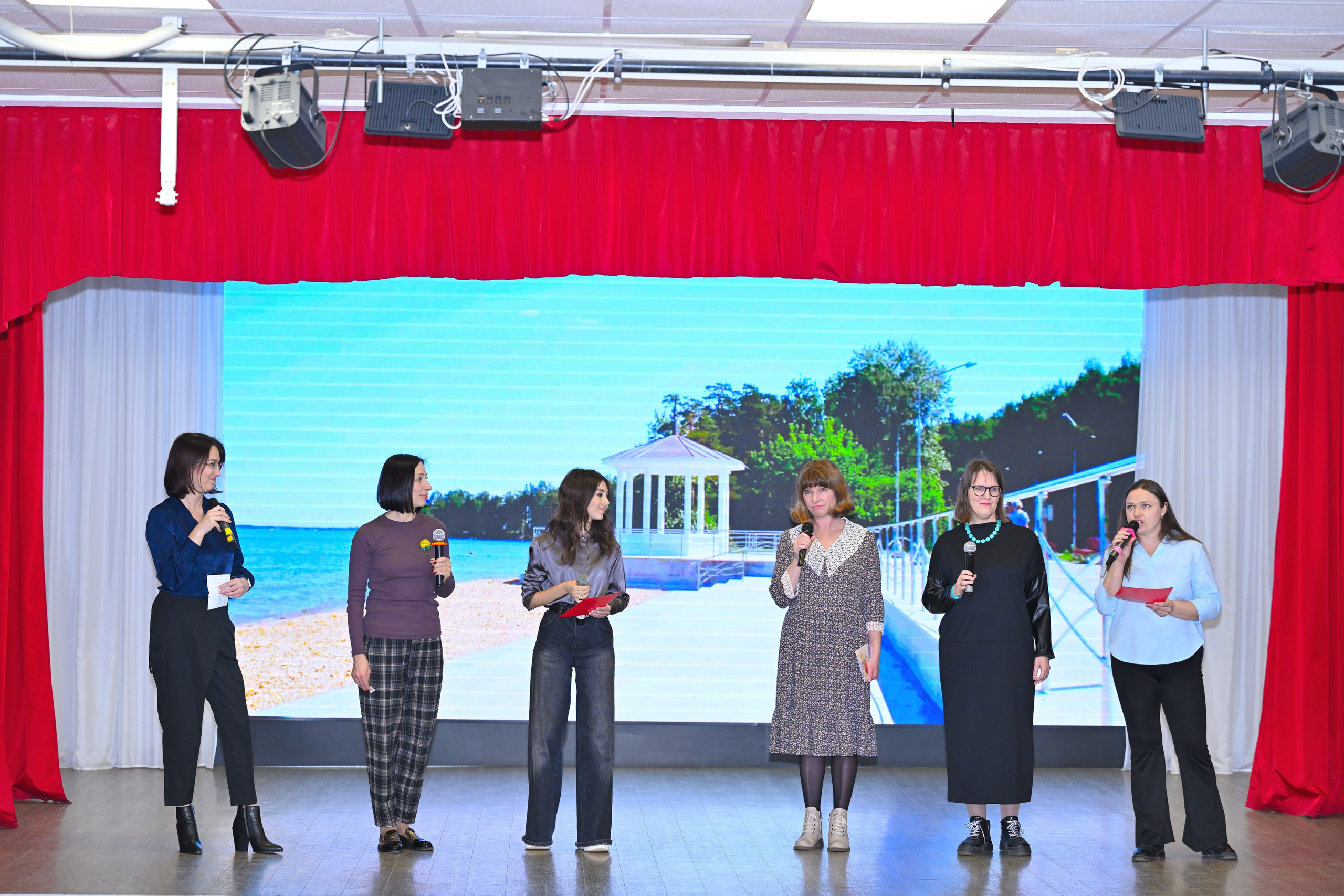 2025-11-21 День семьи 127. Снежинск фото Андрианов