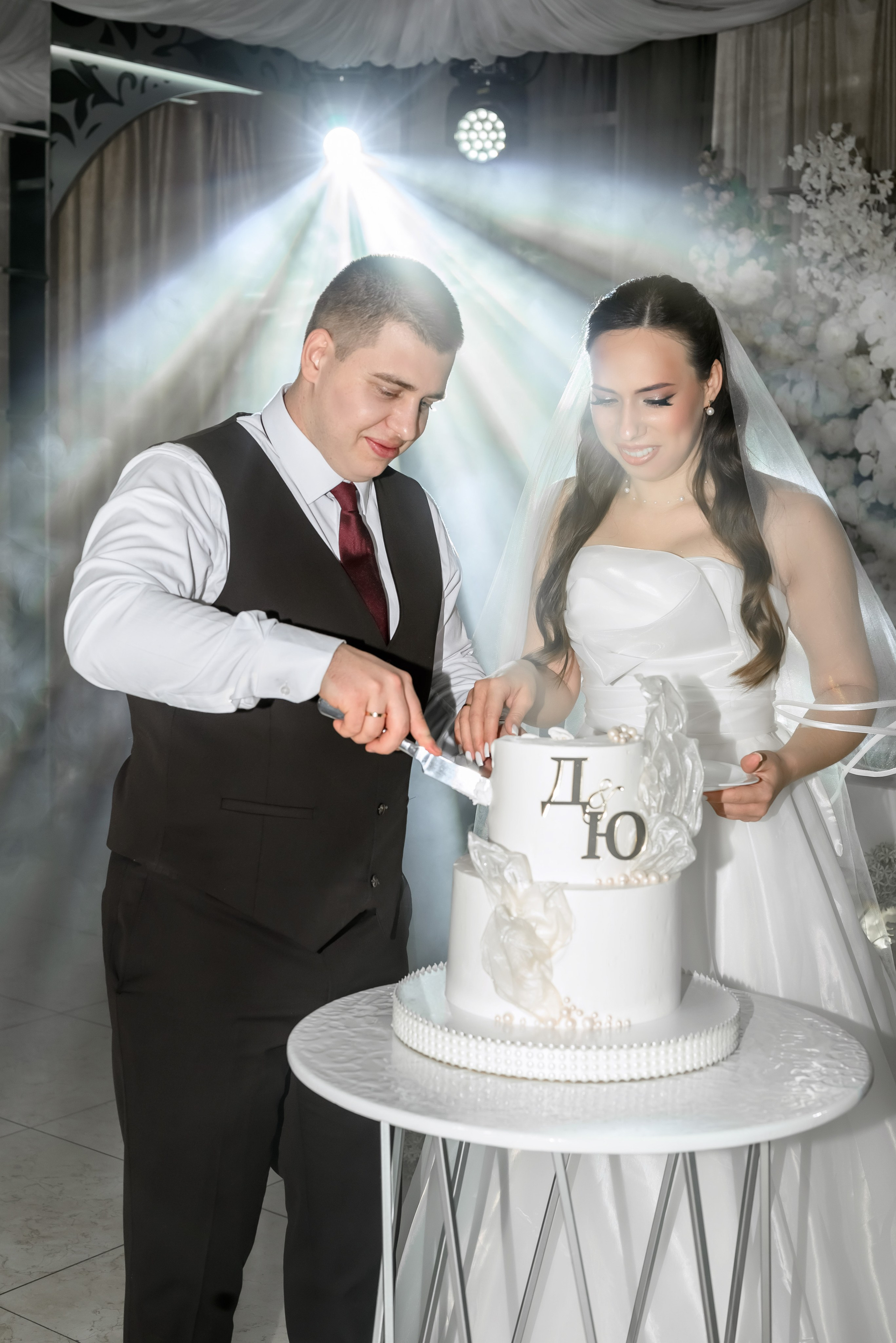 Юлия и Денис. Юлия Басня семейный и свадебный фотограф в Донецке