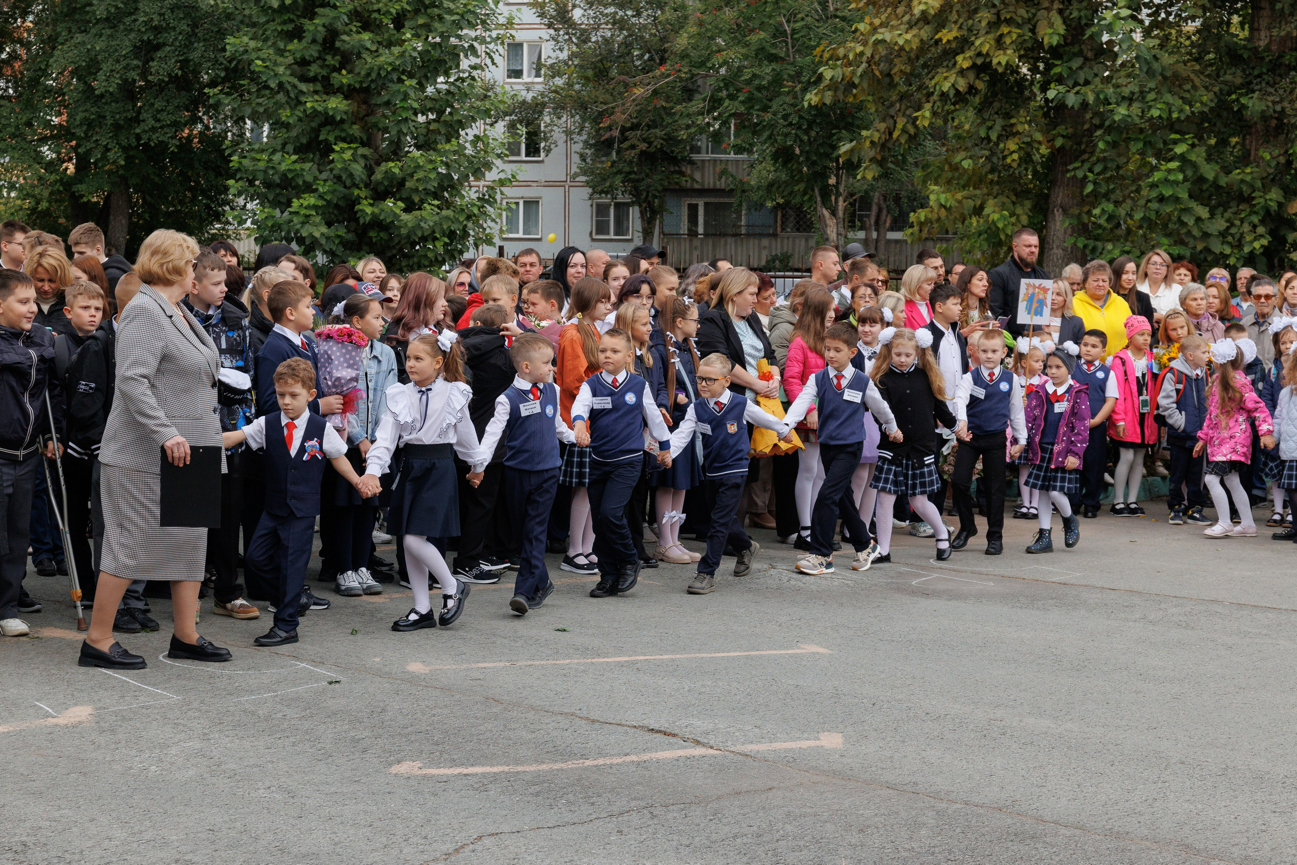 День знаний 2024. Лицей № 28. Фотомастерская Воробьевых