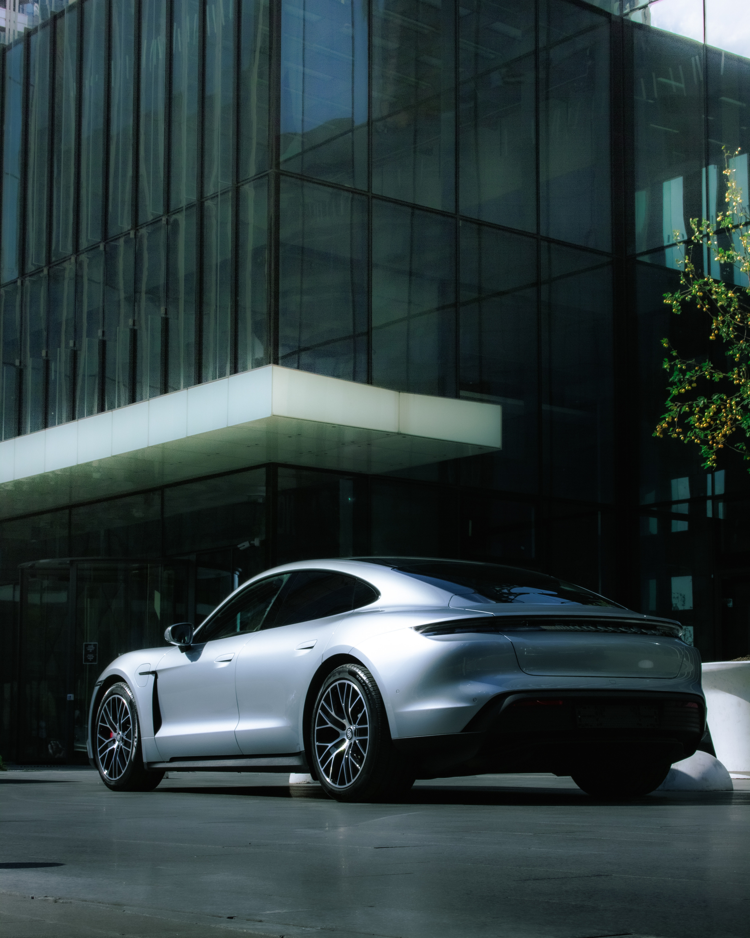 Porsche Taycan. Фотограф и видеограф DOSERZH (Добрин Сергей) в городе Москва и МО