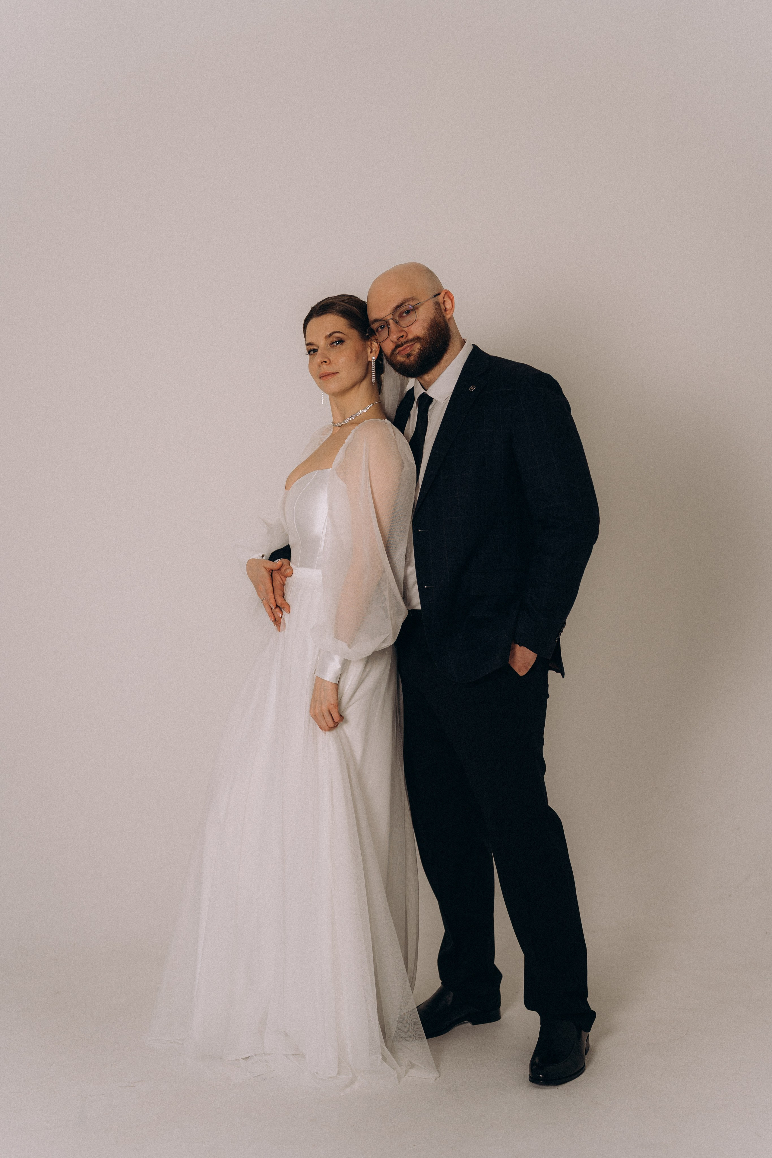 СВАДЕБНАЯ СЬЕМКА ВО ВТОРОМ ДВОРЦЕ (ДЕКАБРЬ) ТАКЖЕ СЬЕМКА В СТУДИИ НА ЧЕРНЫШЕВСКОЙ. Профессиональный фотограф, Санкт-Петербург — Виктория Богомолова