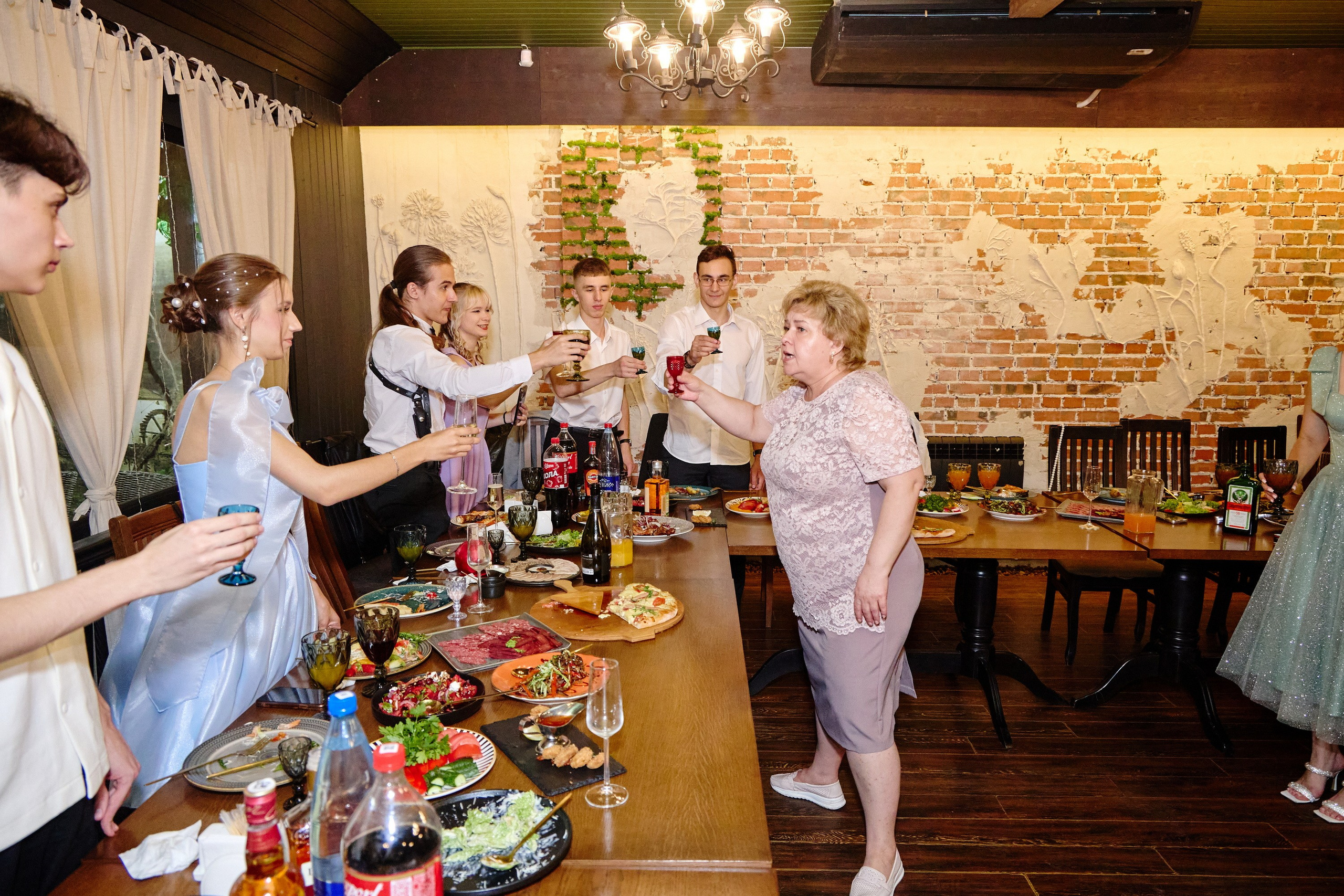 Выпускной 35 Сош. Фотограф Выпускные альбомы Таганрог Сергей Коробченко