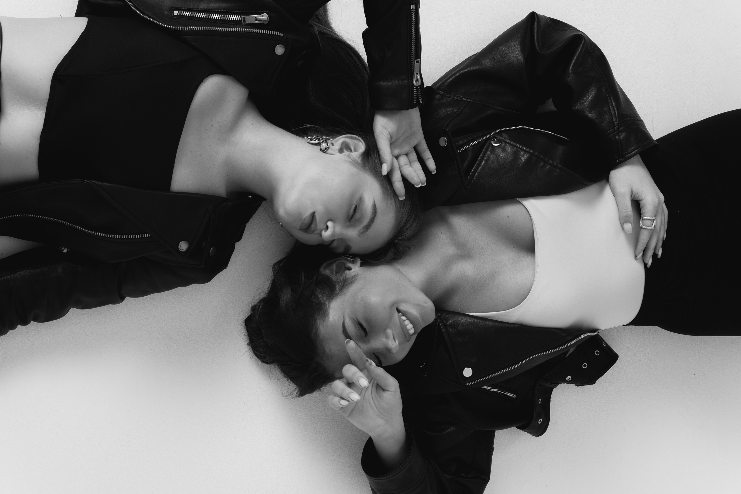 Екатерина и&nbsp;Вероника