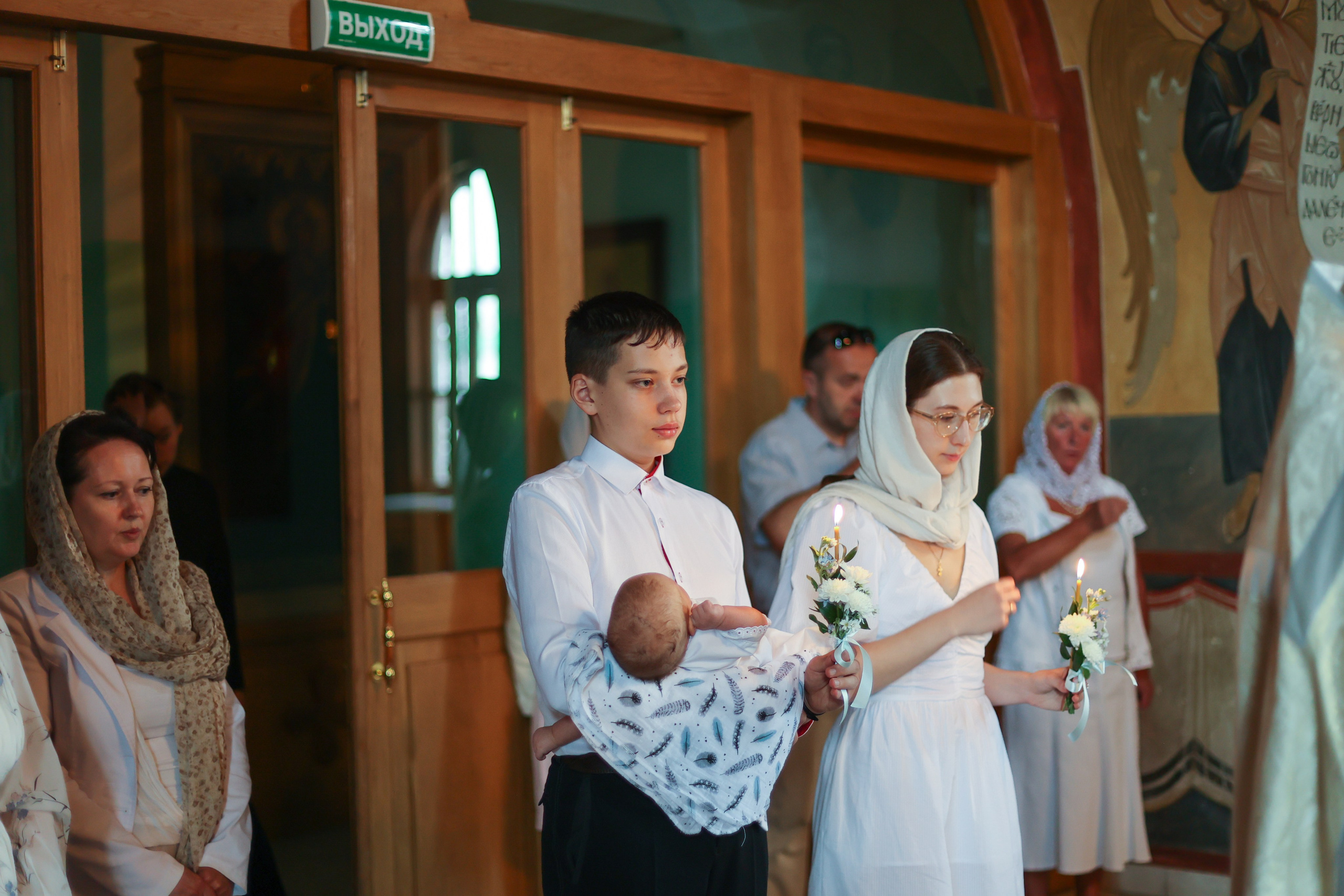 Крещение, Свято-Троицкая Сергиева Лавра. Фотограф новорожденных. Детский и семейный фотограф Марьяна Юдина