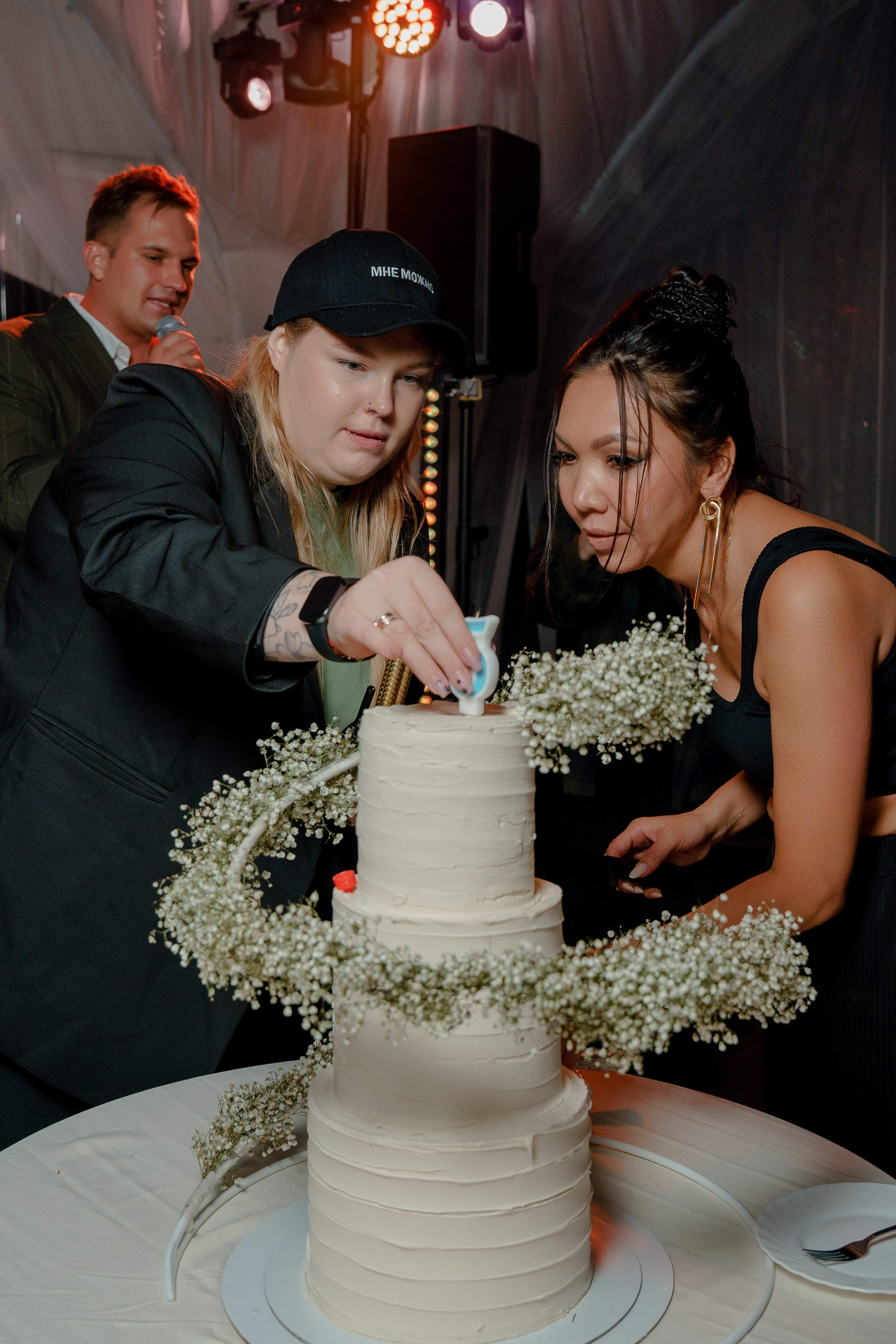 День рождения в шатре на водохранилище. Репортажный фотограф Москва Сергей Дружинин
