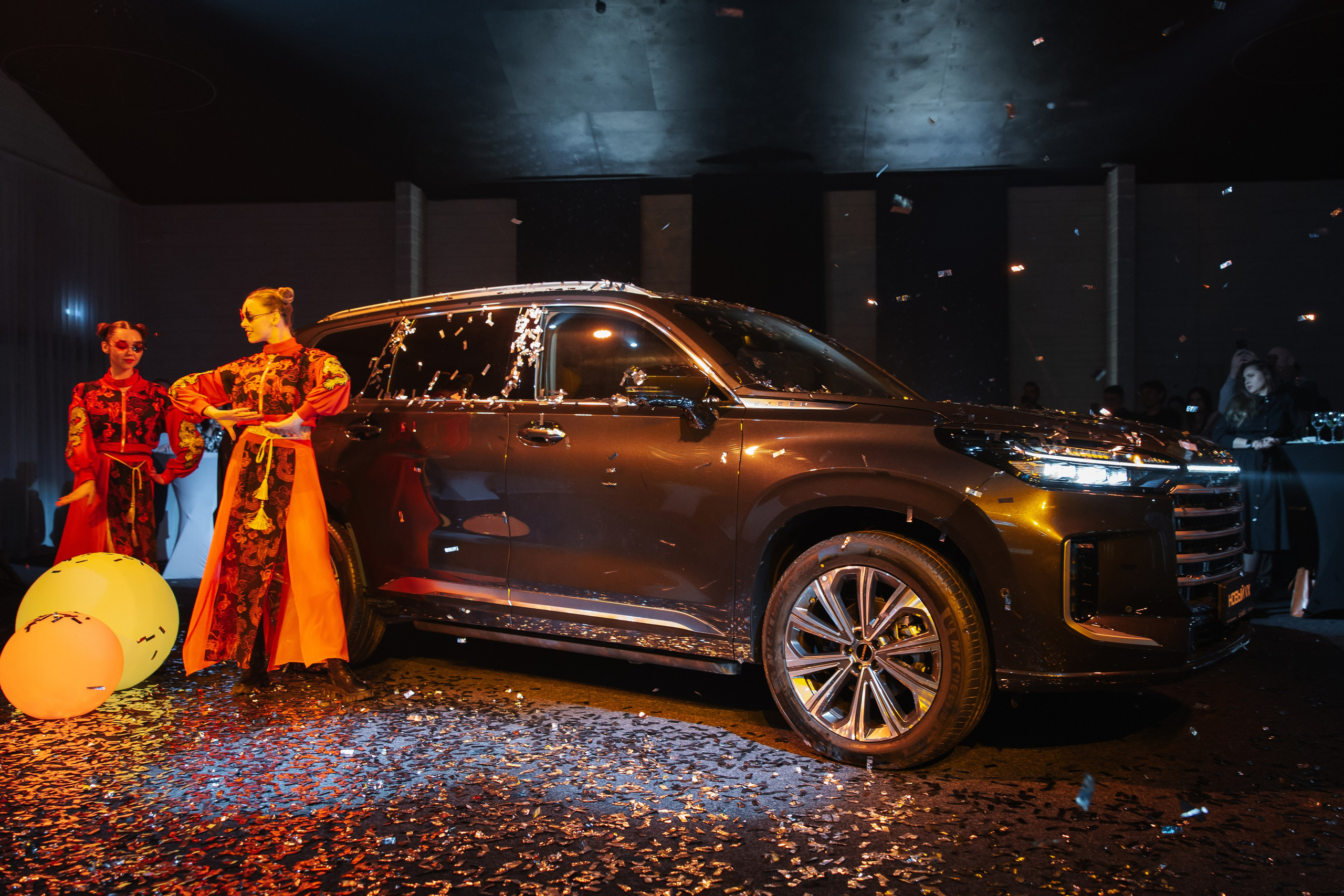 Презентация EXEED VX. Свадебный и репортажный фотограф в Москве Владимир Сергеев | Naysaikolo