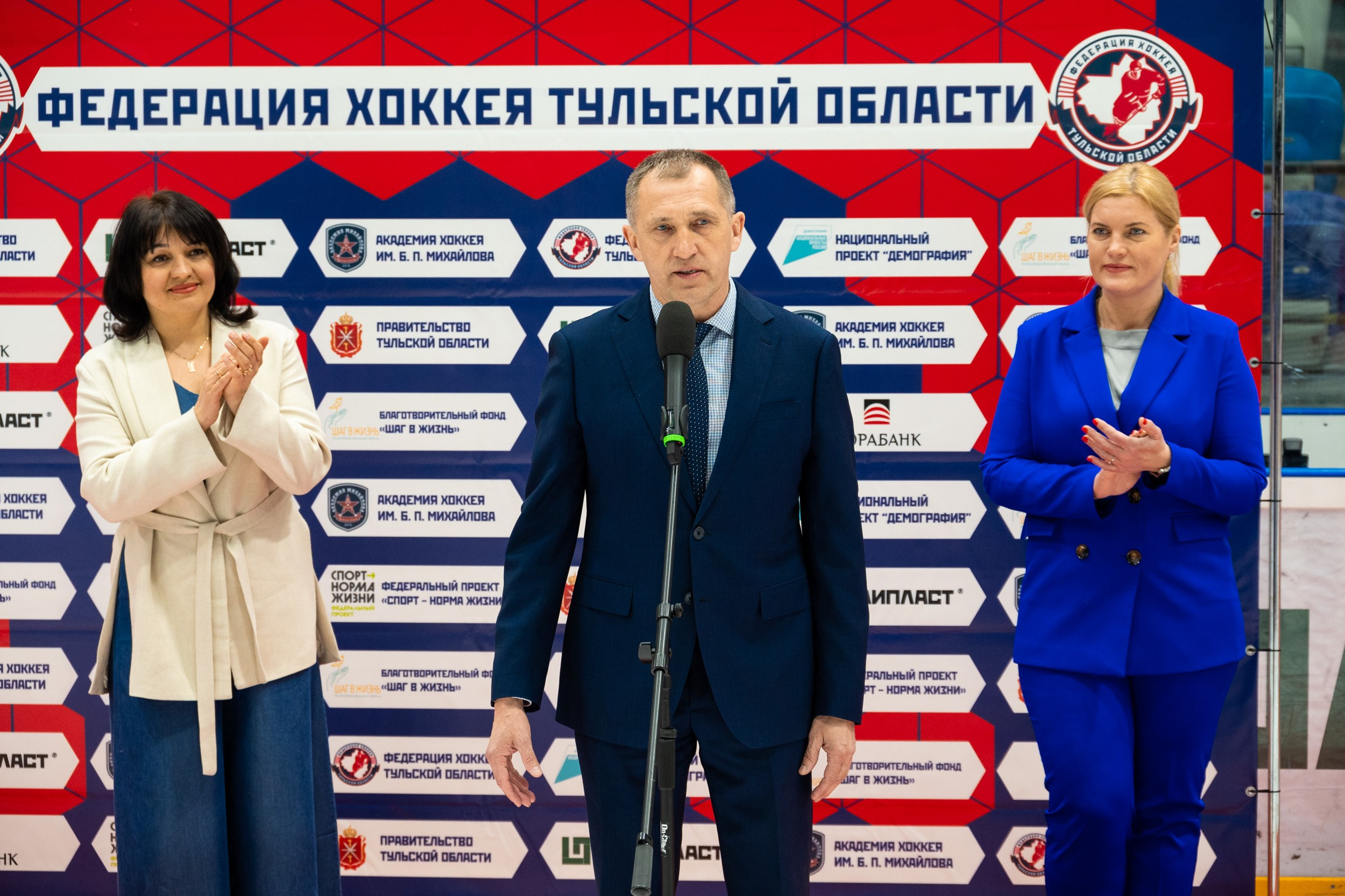 Турнир «Золотая шайба» — награждение и гала-матч. Фотограф и видеооператор в Туле | Даниил Рыбак