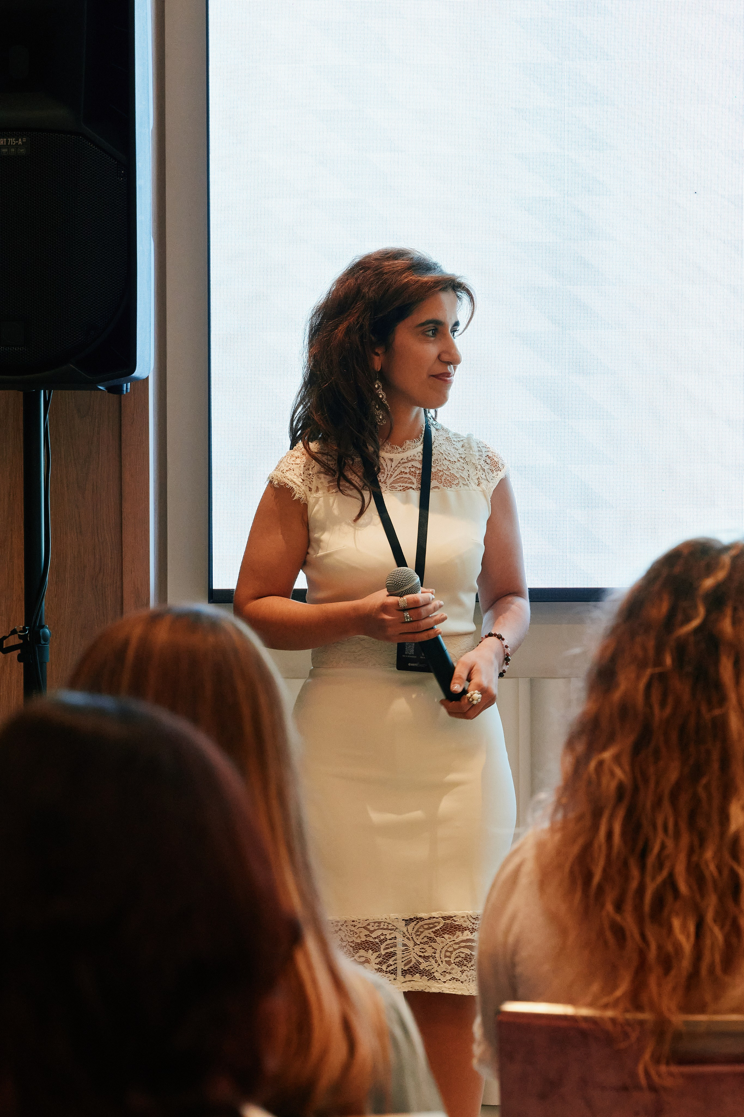 Современная женщина в Hilton 26.10. Свадебный репортажный фотограф краснодар максим дремов дрёмов фотосессия студия цена