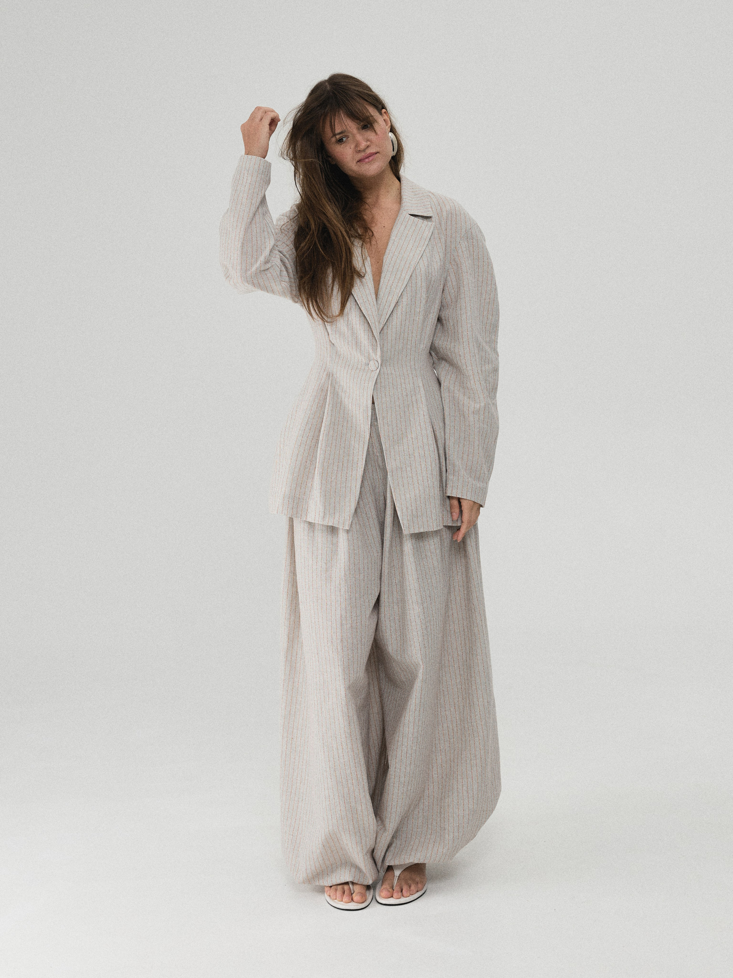 57 Atelier. Фотограф в Москве и Сургуте Алла Лесовая. Снимаю каталог для брендов и индивидуальные портреты для людей